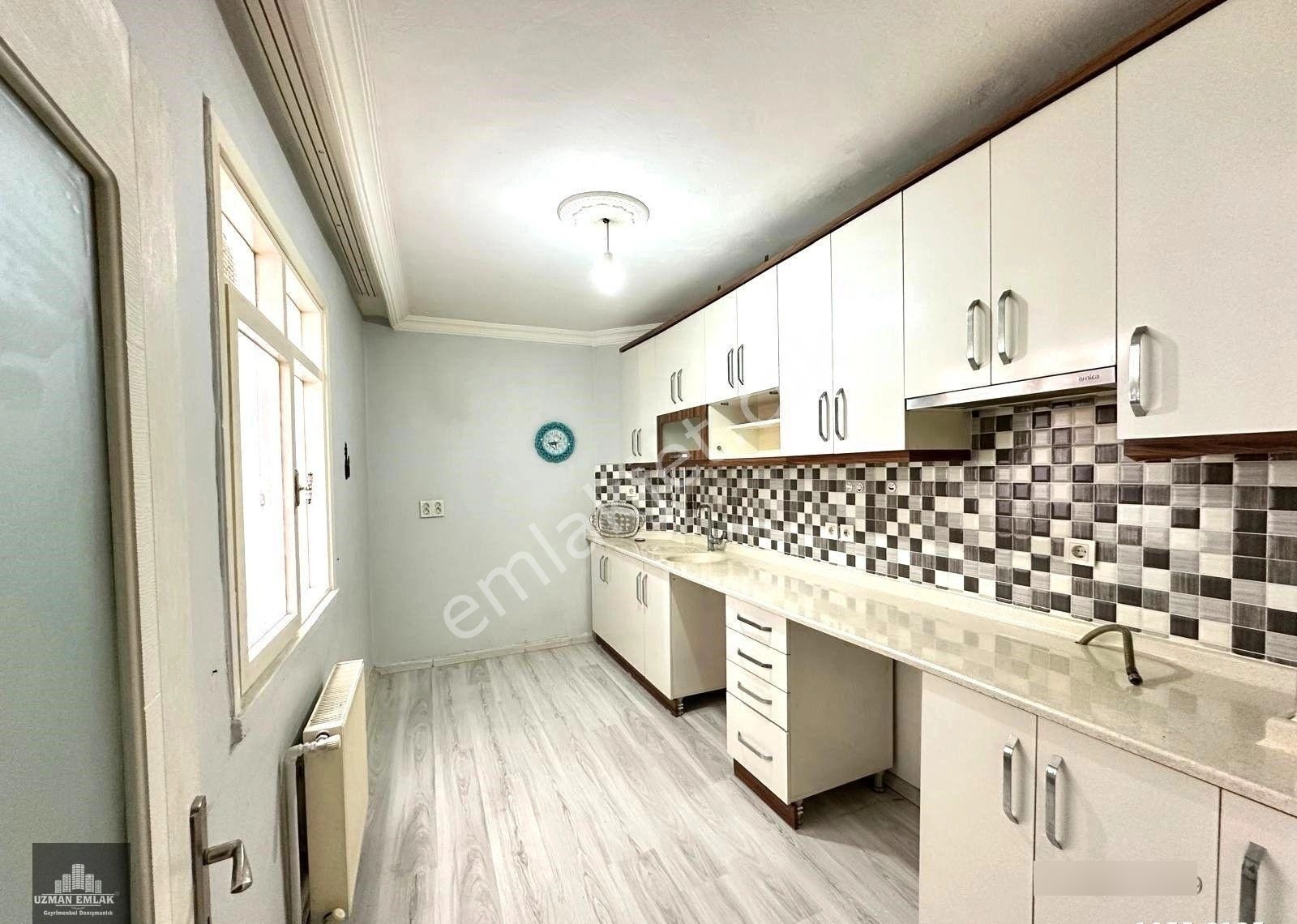 Uzman Emlak'dan Çiçekli Mh'de Yunusemre Cadde Yakını 1.katta 2+1 Yapılı Daire - Görsel 6