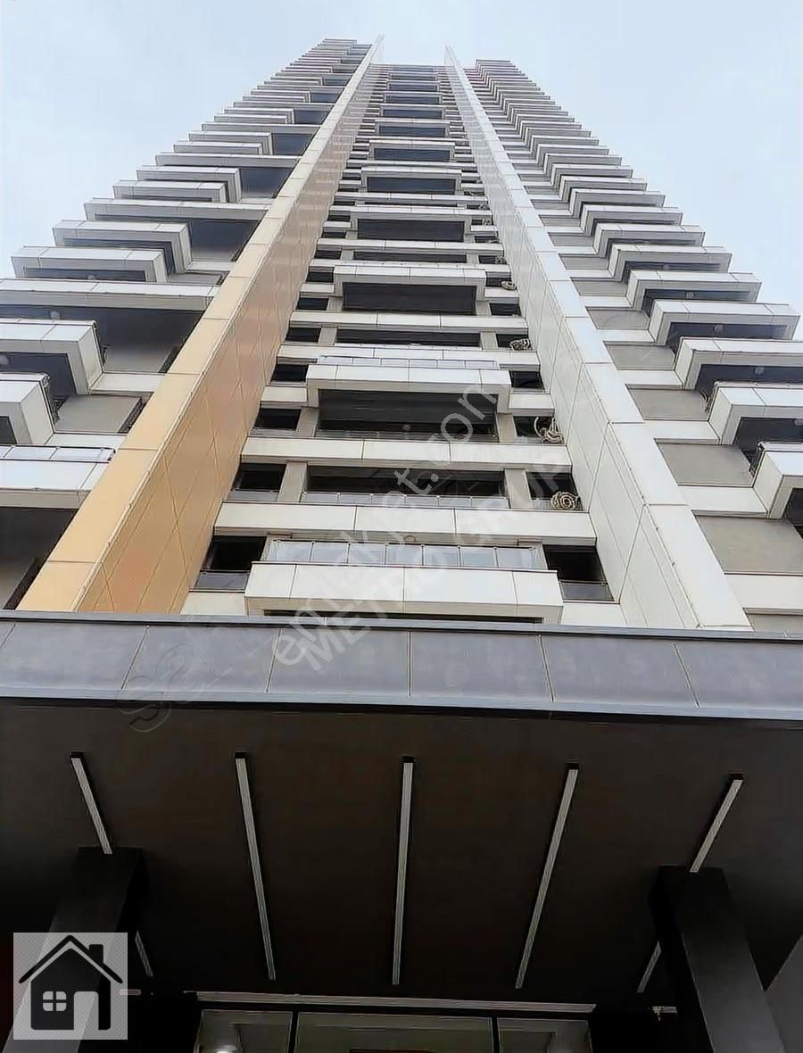 Zafer Mh. Metrobüse Yakın, Site İçinde 1+1 Kiralık Daire