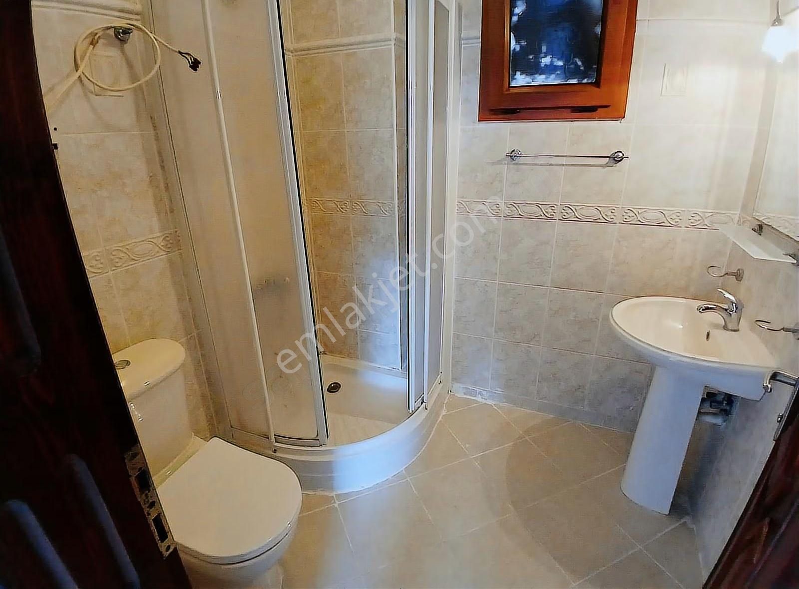 Geniş Arsa İçinde Kiralık,müstakil Tadında 2+1 - Görsel 2