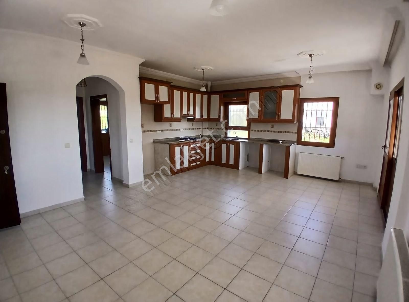 Geniş Arsa İçinde Kiralık,müstakil Tadında 2+1 - Görsel 15