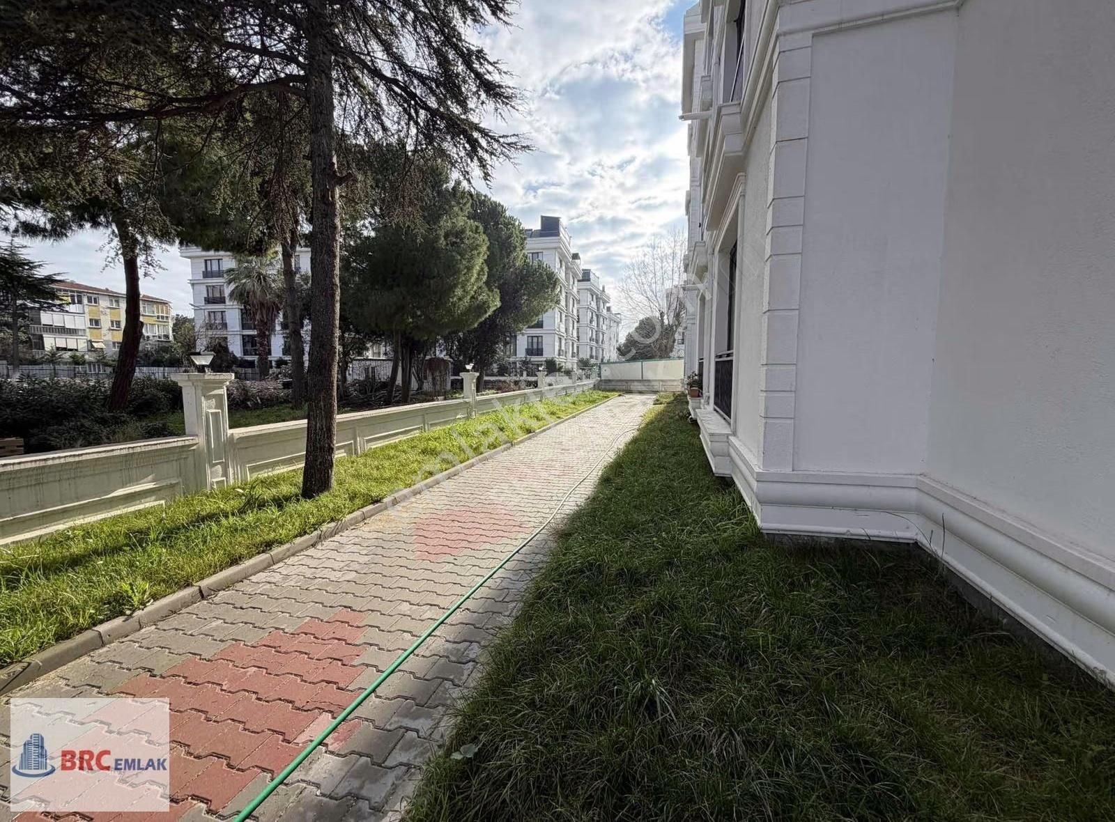 Büyükçekmece Atatürk Mah. Denize 100m, Sıfır 1+1 Daire - Görsel 3