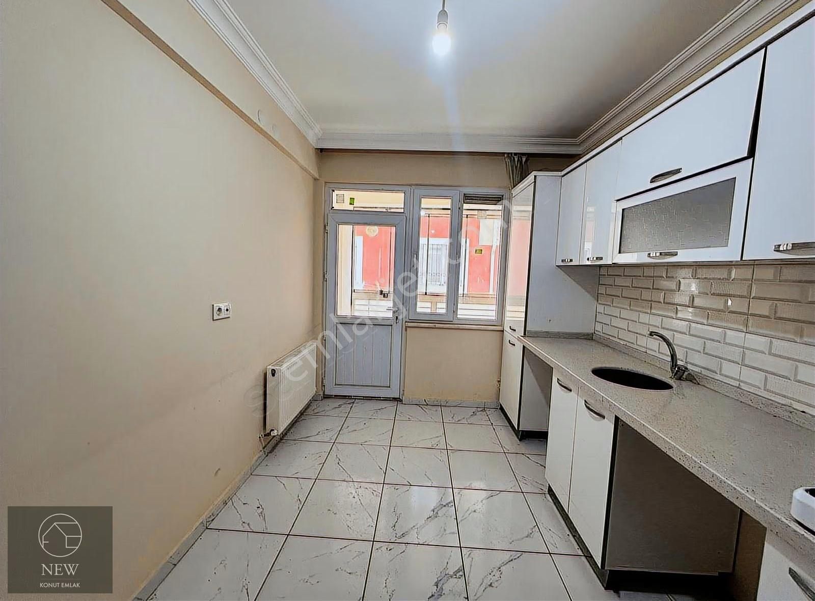 New Emlak'tan Fatih Mahallesinde Kiralık 2+1 Daire - Görsel 16