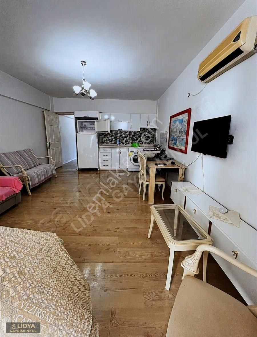 Erdemli Sahilde Satılık 1+1 Daire - Denize Yakın - Görsel 9