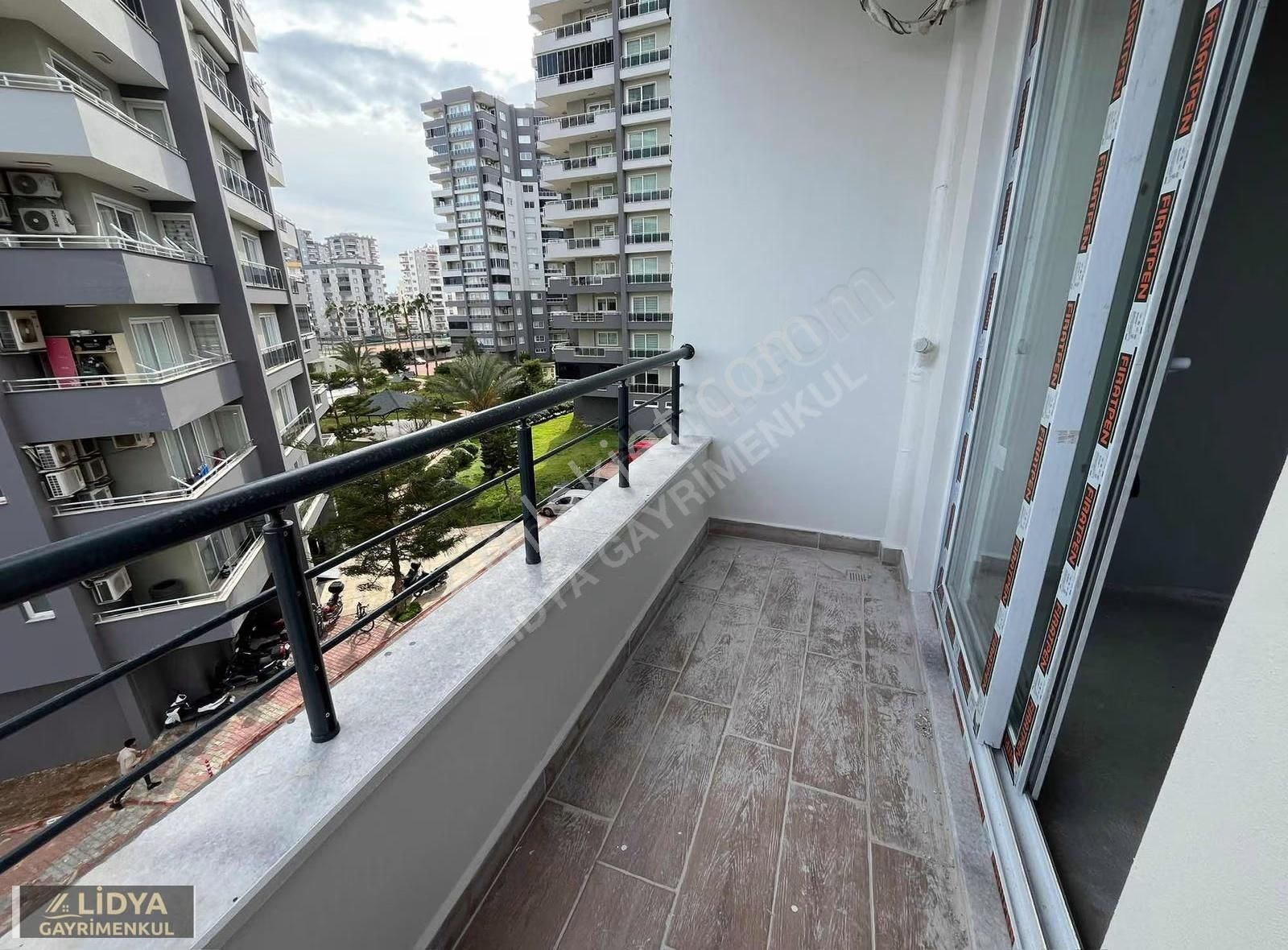 Erdemli Hastanesine Yakın Sıfır Satılık 1+1 Daire - Görsel 16