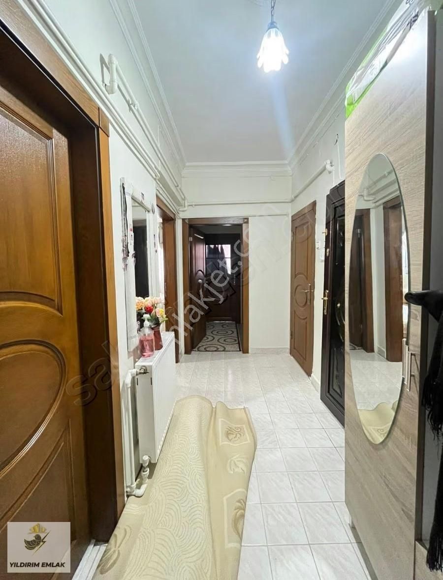 Yıldırım Emlak'tan Çarşıda 3+1 Ara Katta Komple Yapılı Daıre - Görsel 3