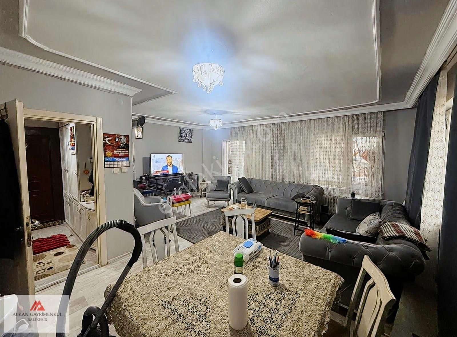 Paşa Alanı Çengel Caddesi New Hastanesi Yakını 2+1 Daire 110 M2 - Görsel 14