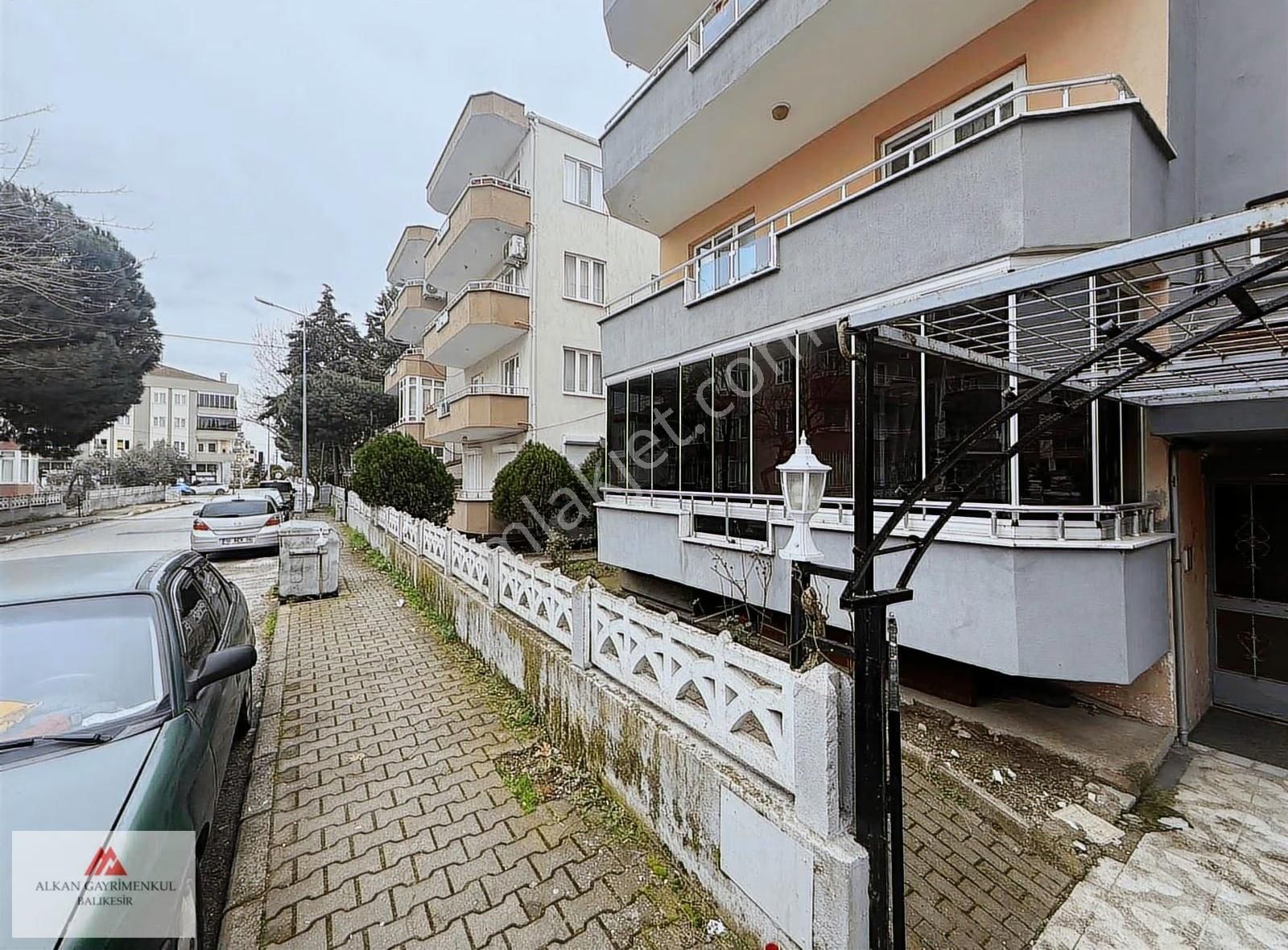 Paşa Alanı Çengel Caddesi New Hastanesi Yakını 2+1 Daire 110 M2 - Görsel 11