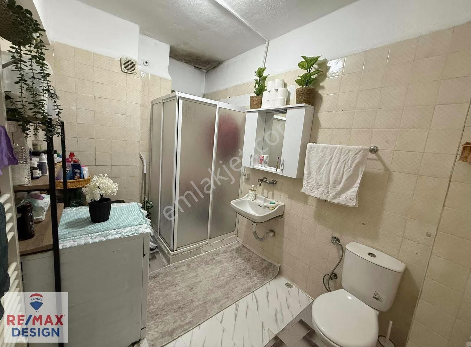 Adapazarı Yağcılar Altay Sitesi Satılık 3+1 Remax Desıgn - Görsel 7