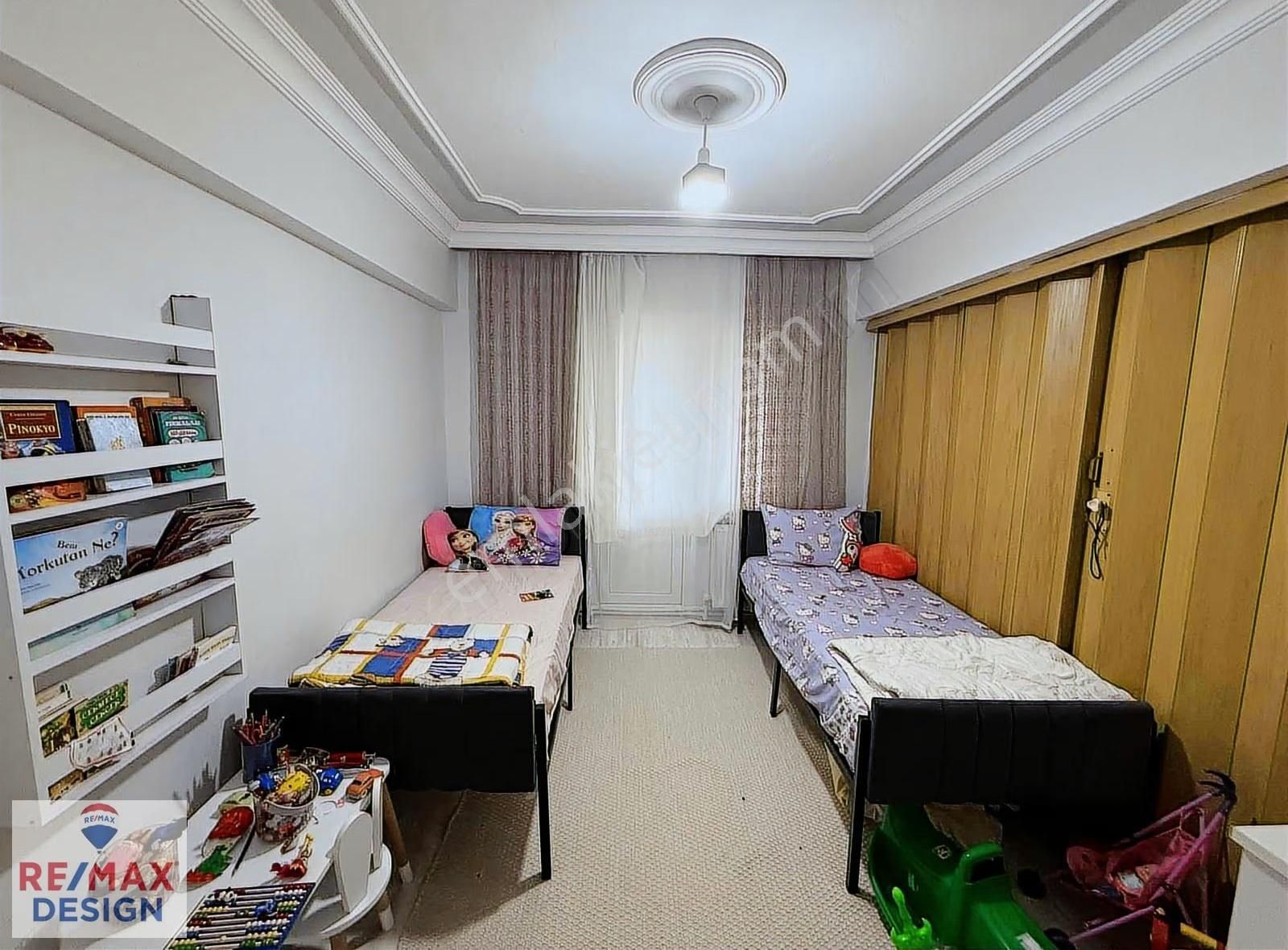 Adapazarı Yağcılar Altay Sitesi Satılık 3+1 Remax Desıgn - Görsel 16