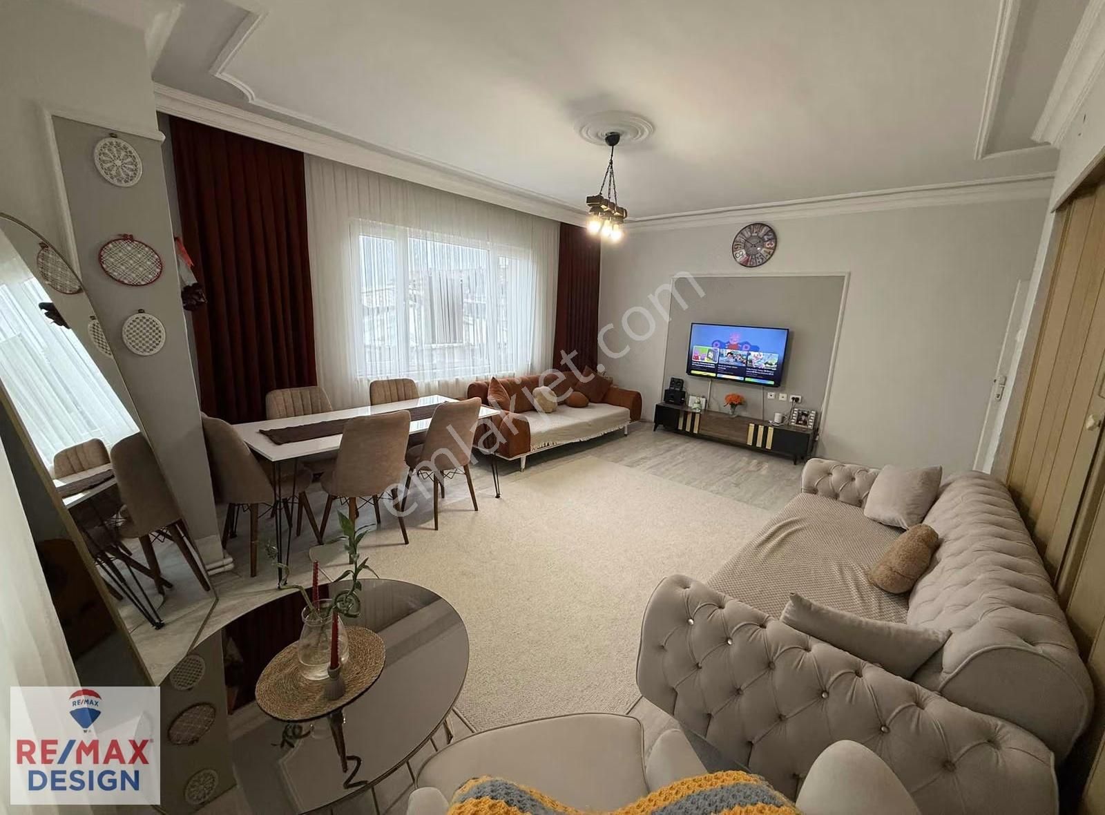 Adapazarı Yağcılar Altay Sitesi Satılık 3+1 Remax Desıgn - Görsel 12