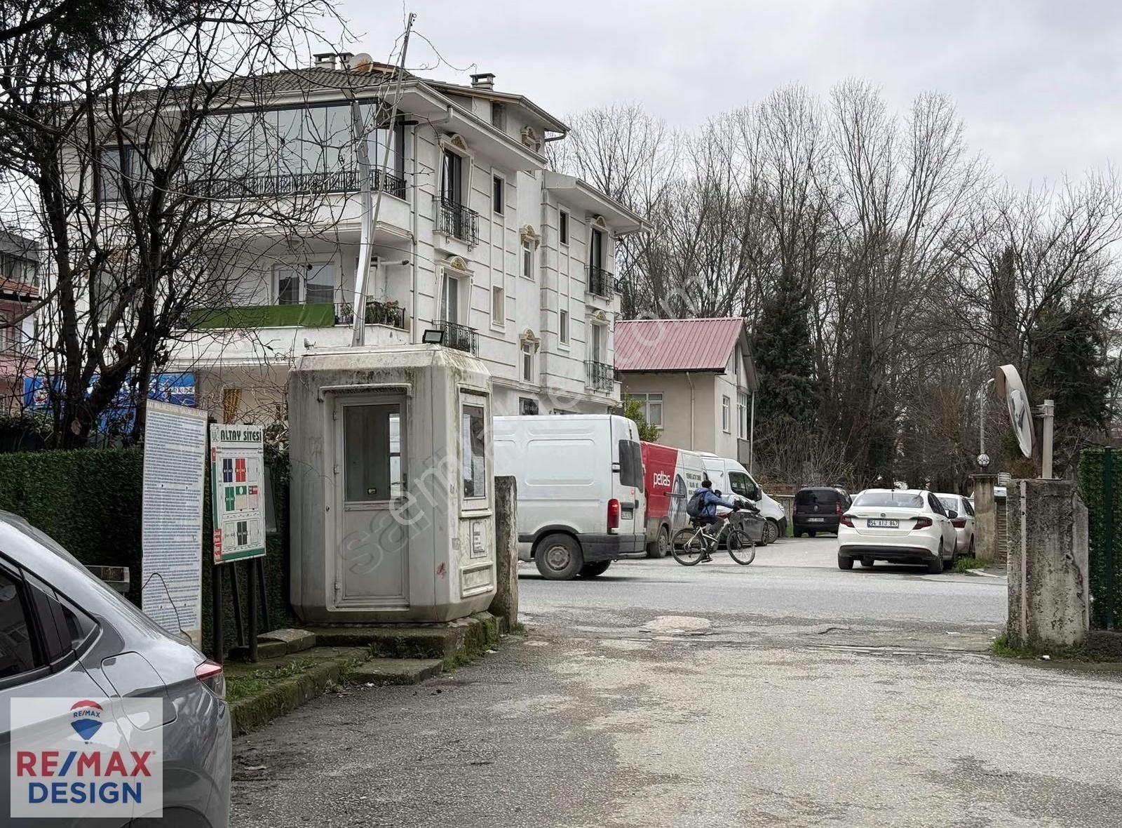 Adapazarı Yağcılar Altay Sitesi Satılık 3+1 Remax Desıgn - Görsel 20