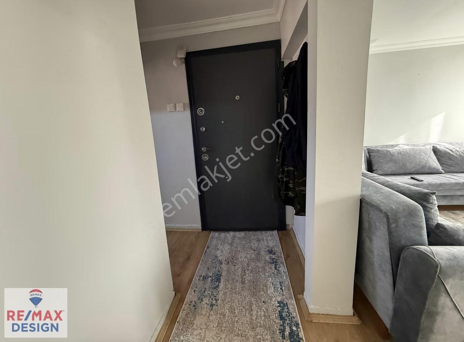 Ozanlar Perşembe Pazarının Yanında Satılık Daire Remax Design - Görsel 14