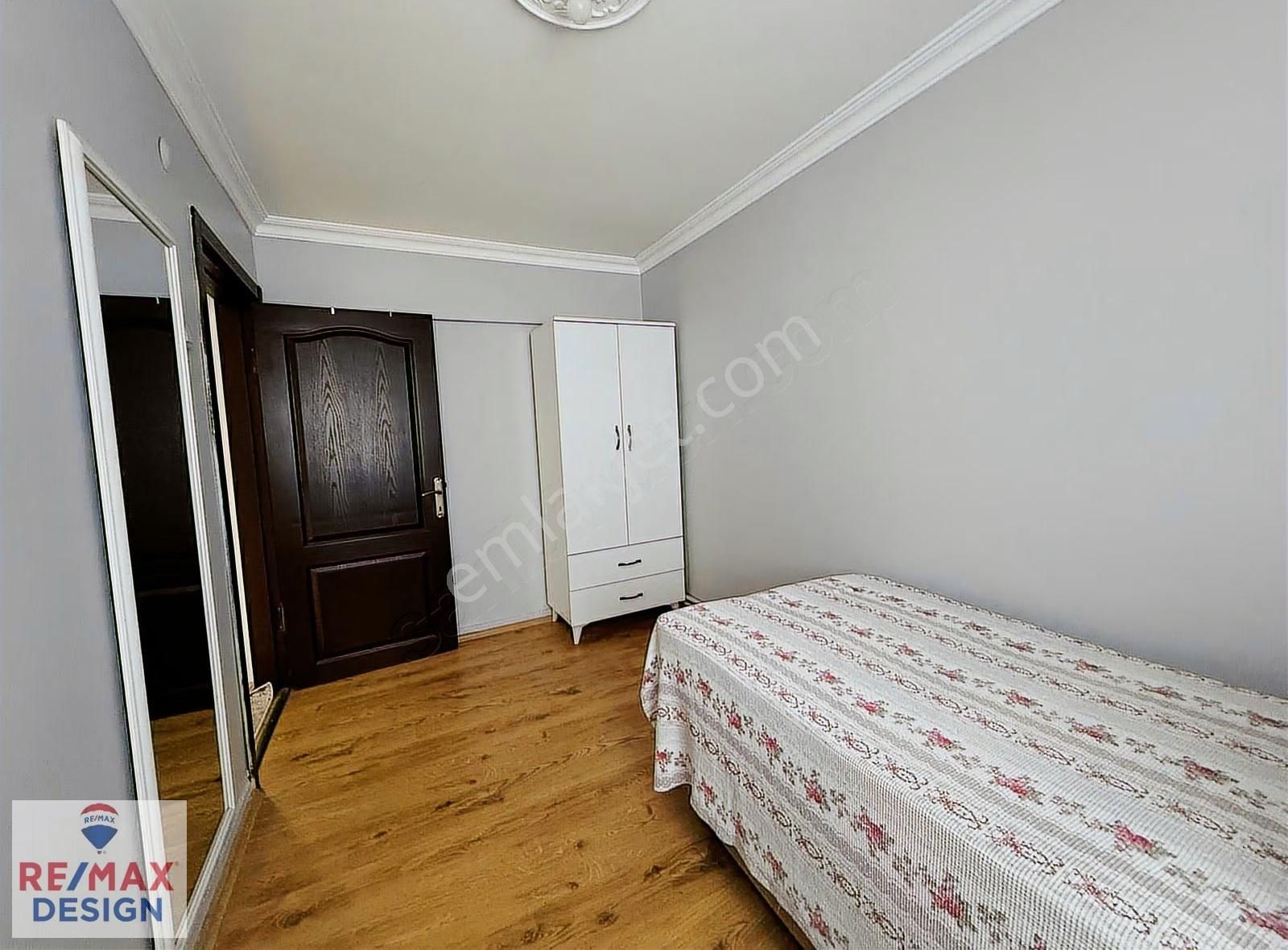 Ozanlar Perşembe Pazarının Yanında Satılık Daire Remax Design - Görsel 18