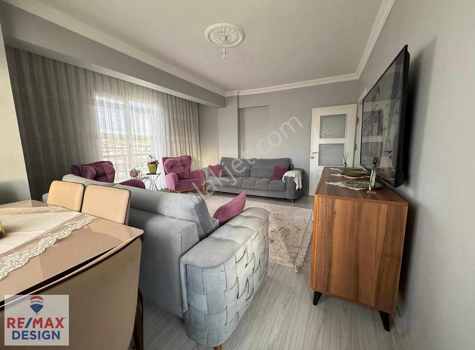 Sakarya Erenlerde Satılık 2+1 Daire Remax Design - Görsel 19