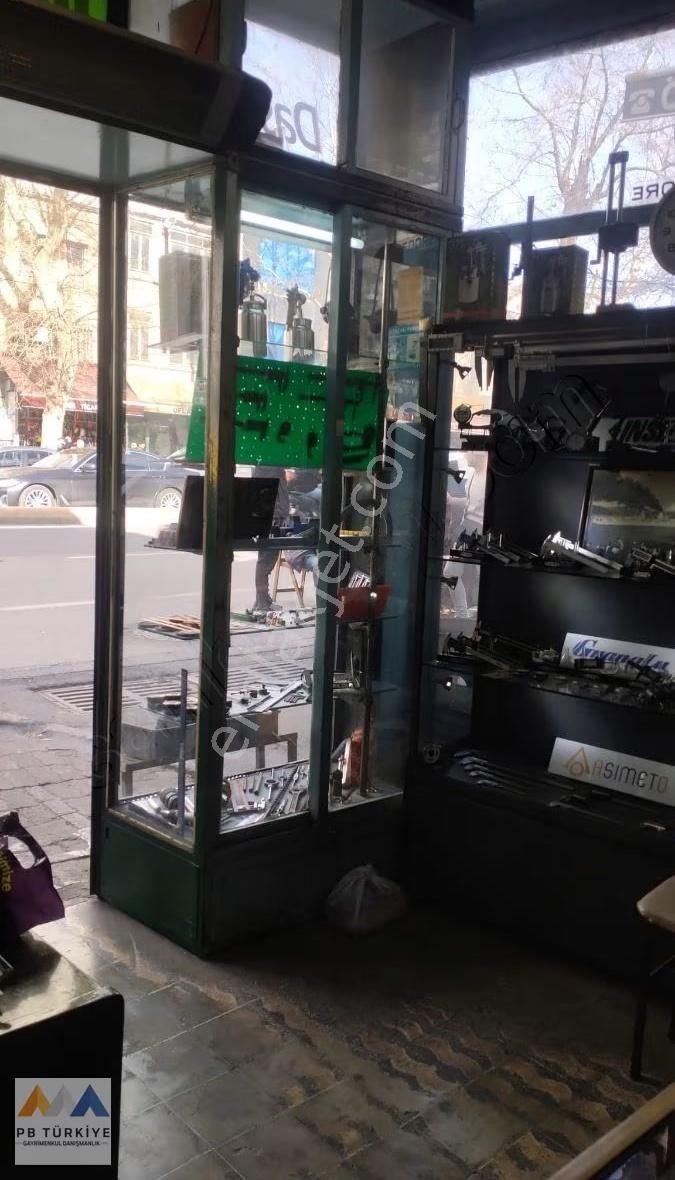 Beyoğlu Tersane Caddesi Üstünde Satılık Dükkan ! - Görsel 5