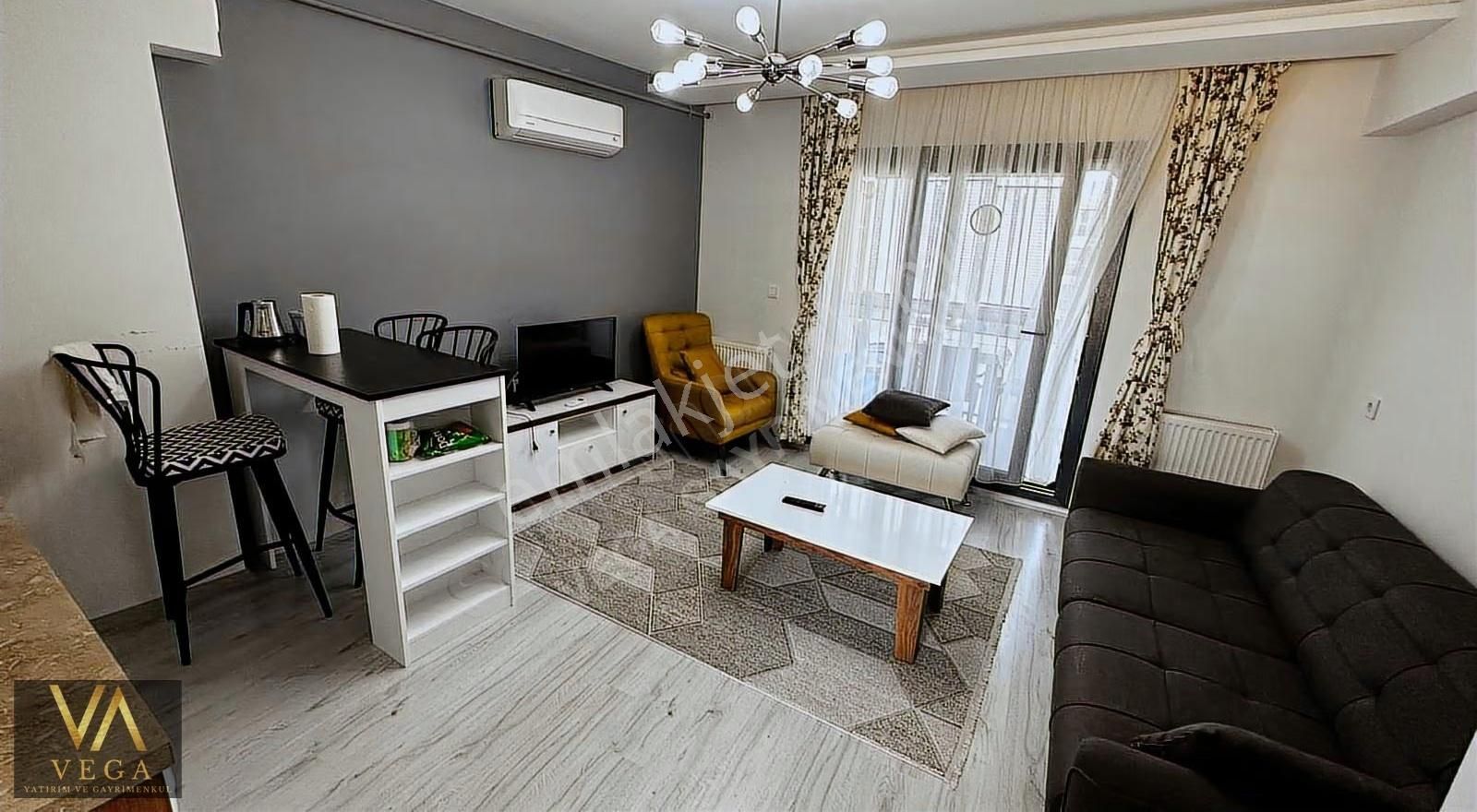 Muradiye Villalar Bölgesinde 1+1 Eşyalı Arakat Asansörlü - Görsel 16