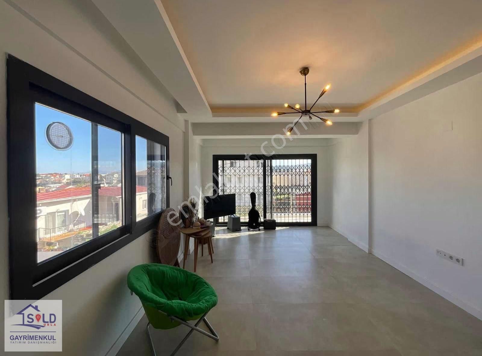 Urla Yaka Mah 3+1 Deniz Manzaralı Bahçeli Satılık Daire - Görsel 9