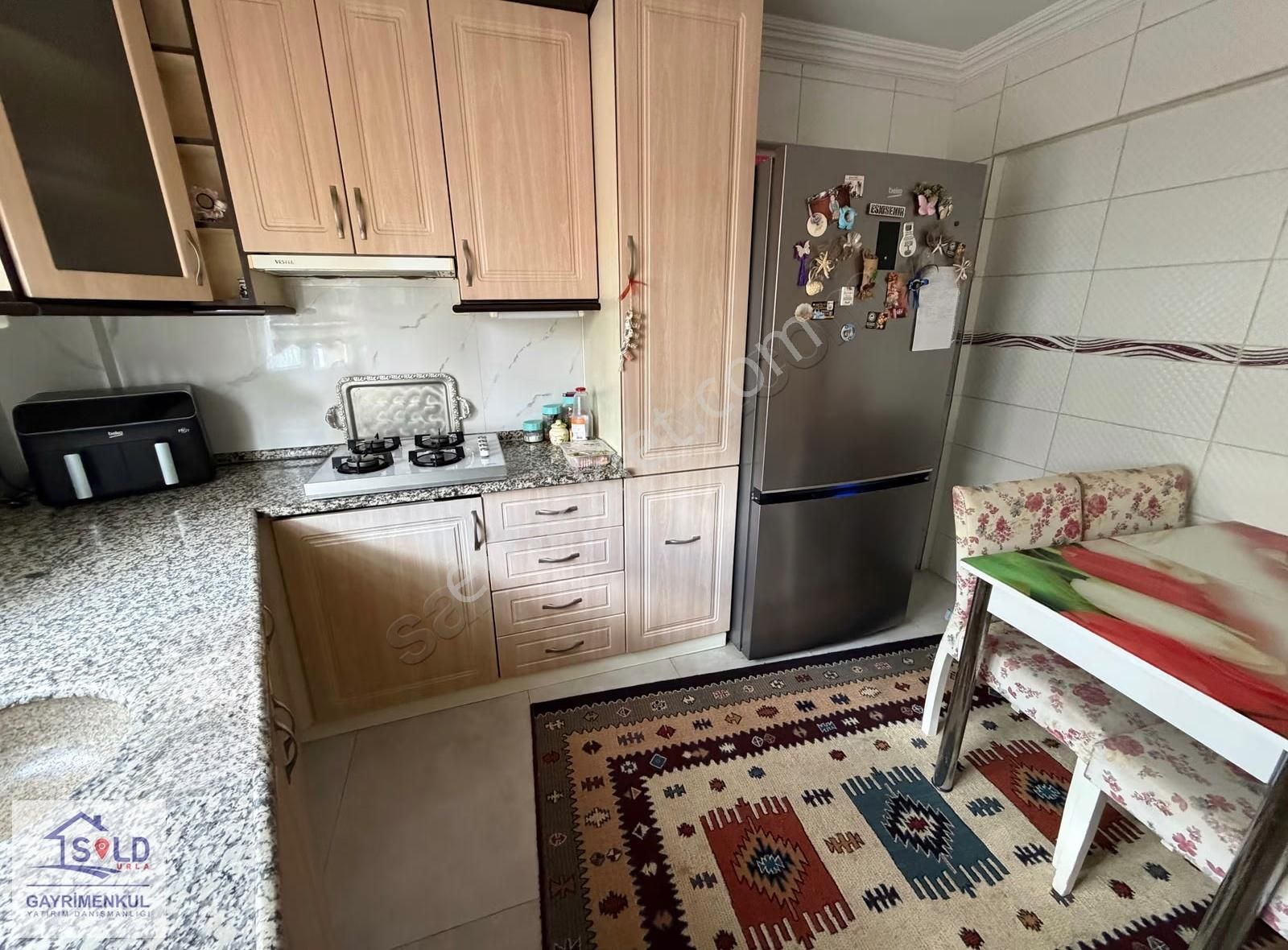 Urla Sanat Sokağı Girişinde Müstakil Bahçeli Satılık Ev - Görsel 22