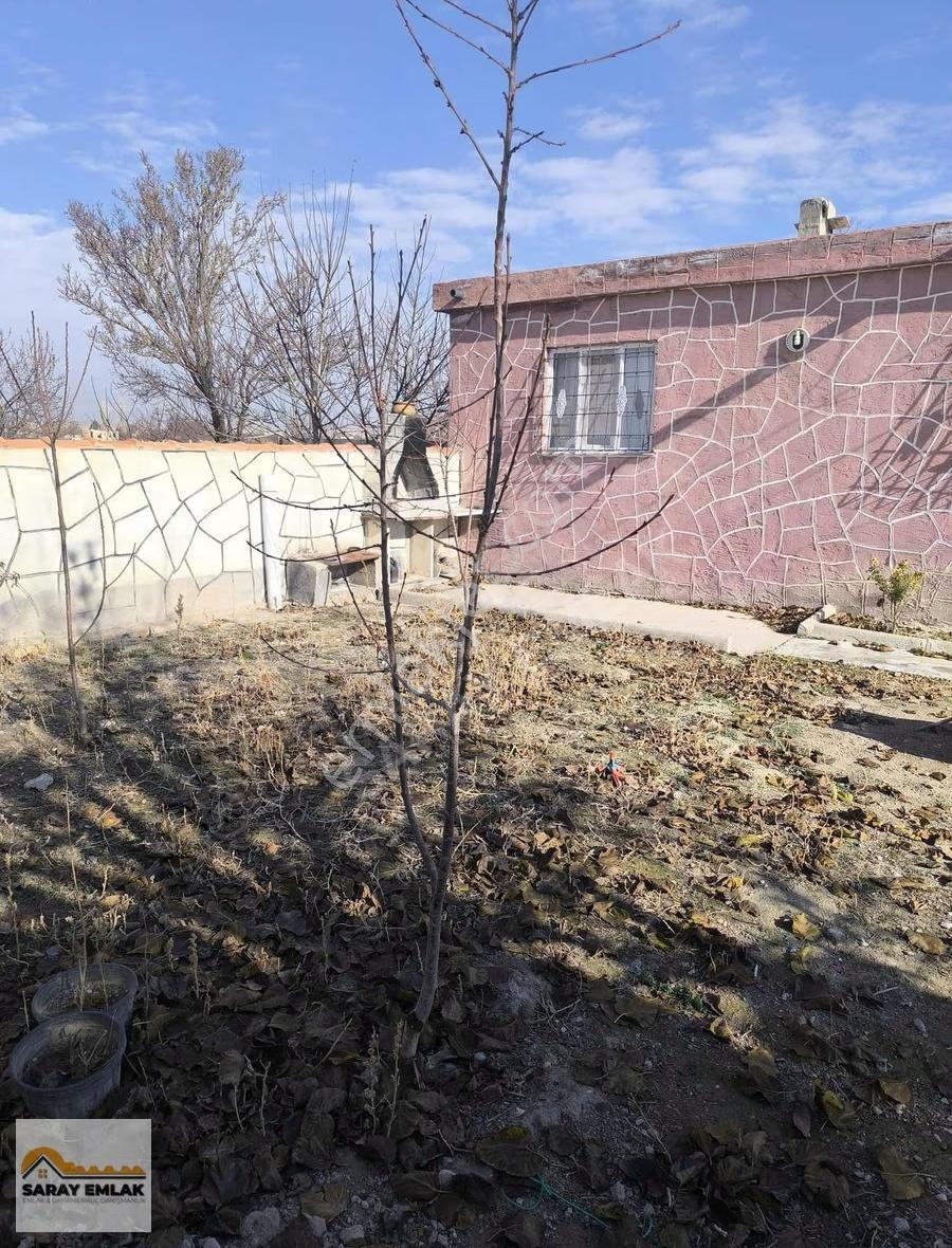 Saray Emlak'tan Niğde Bor Kemerhisar'da 2860 M2 Arsa İçinde Ev - Görsel 8