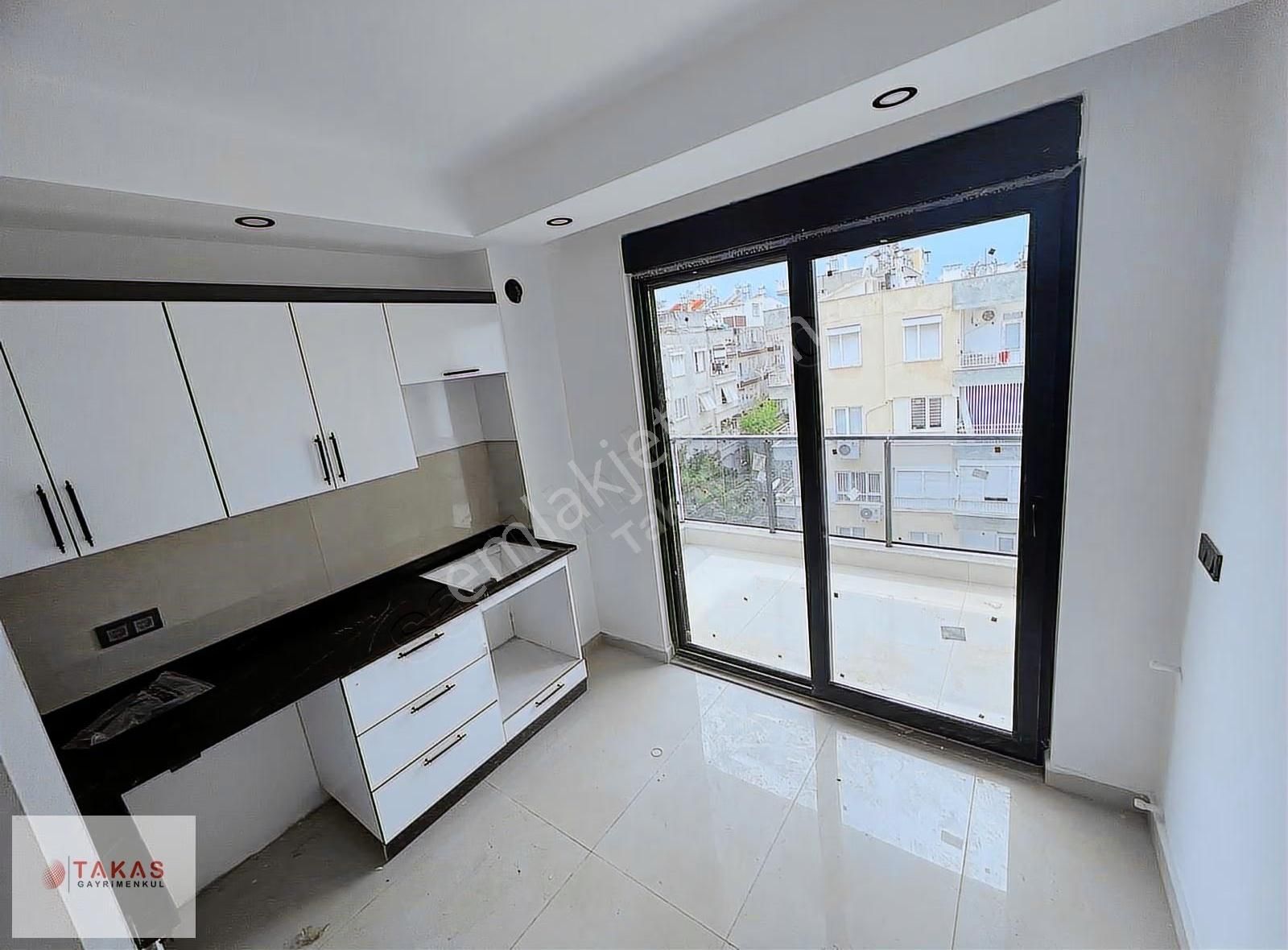 Güvenlik Mahallesi 2+1 Geniş Ferah Ayrı Mutfak Daire Katta - Görsel 9