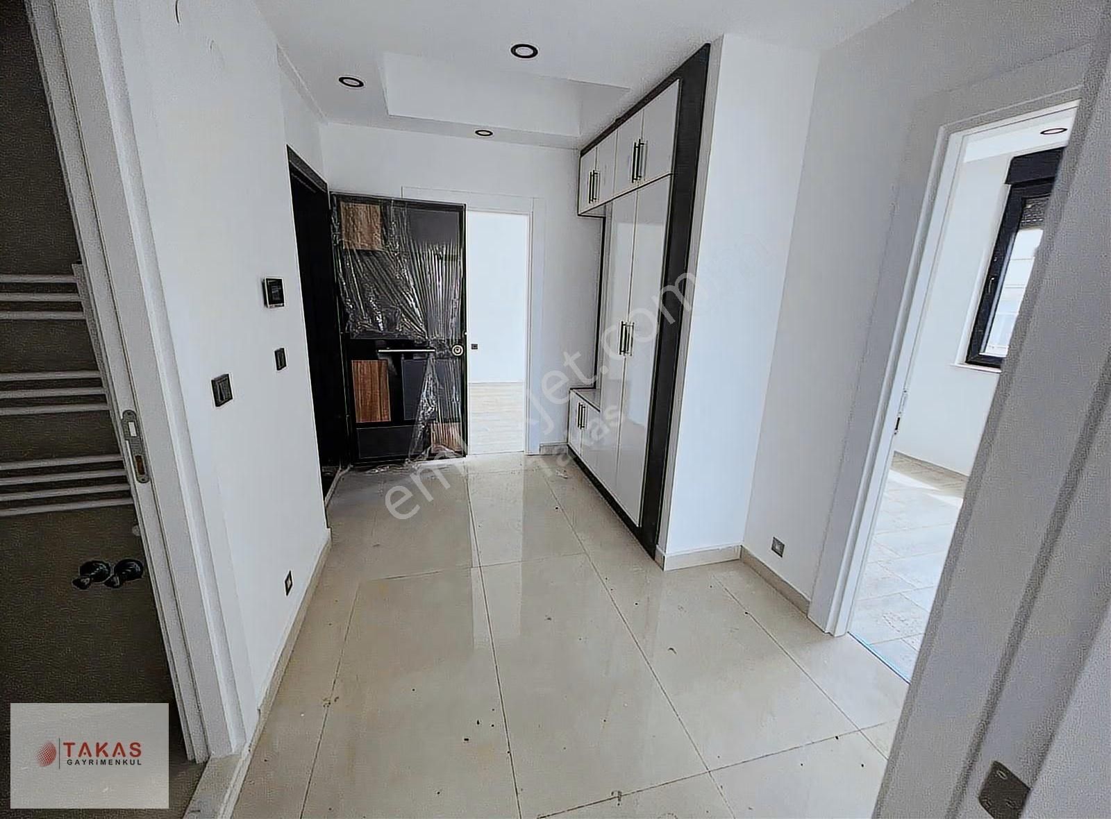 Güvenlik Mahallesi 2+1 Geniş Ferah Ayrı Mutfak Daire Katta - Görsel 15