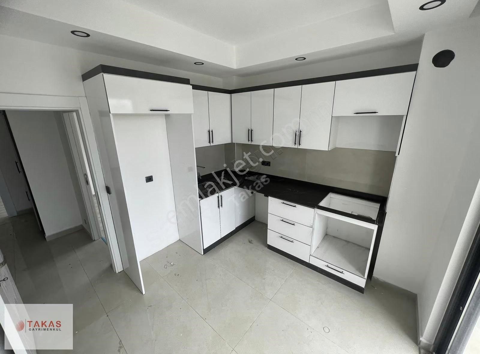 Güvenlik Mahallesi 2+1 Geniş Ferah Ayrı Mutfak Daire Katta - Görsel 2