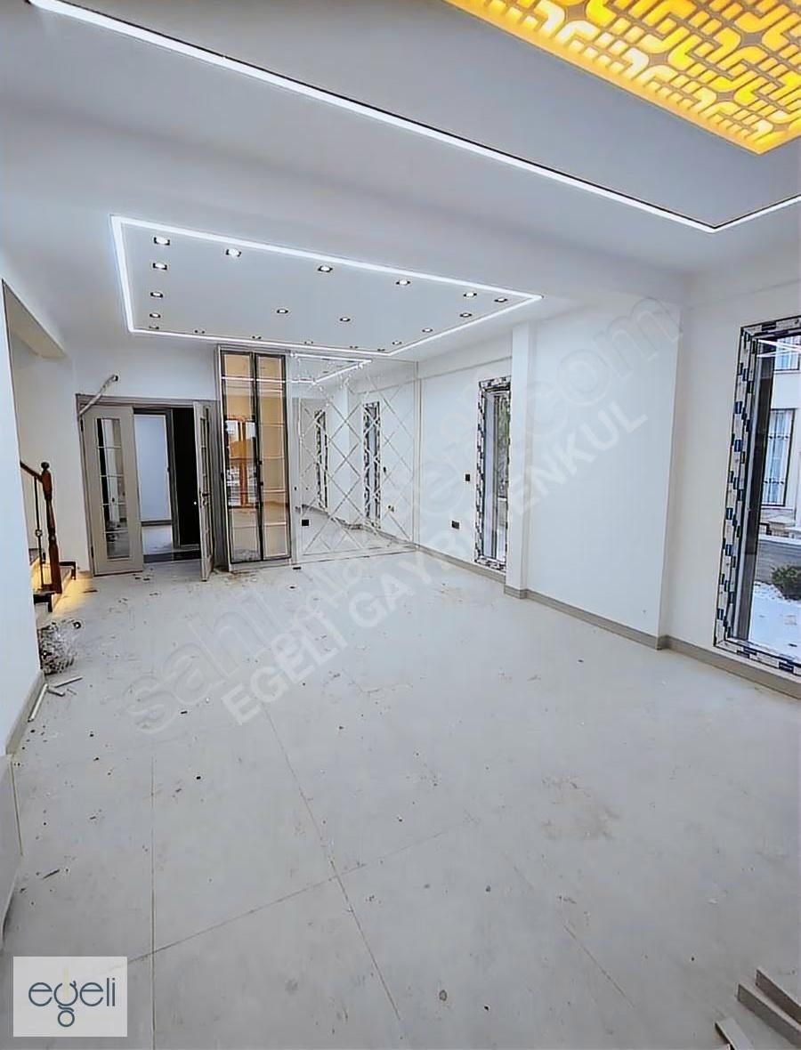 ''davutlar Sahilinde 560m2 Arsa İcinde Tam Müstakil Villa'' - Görsel 20