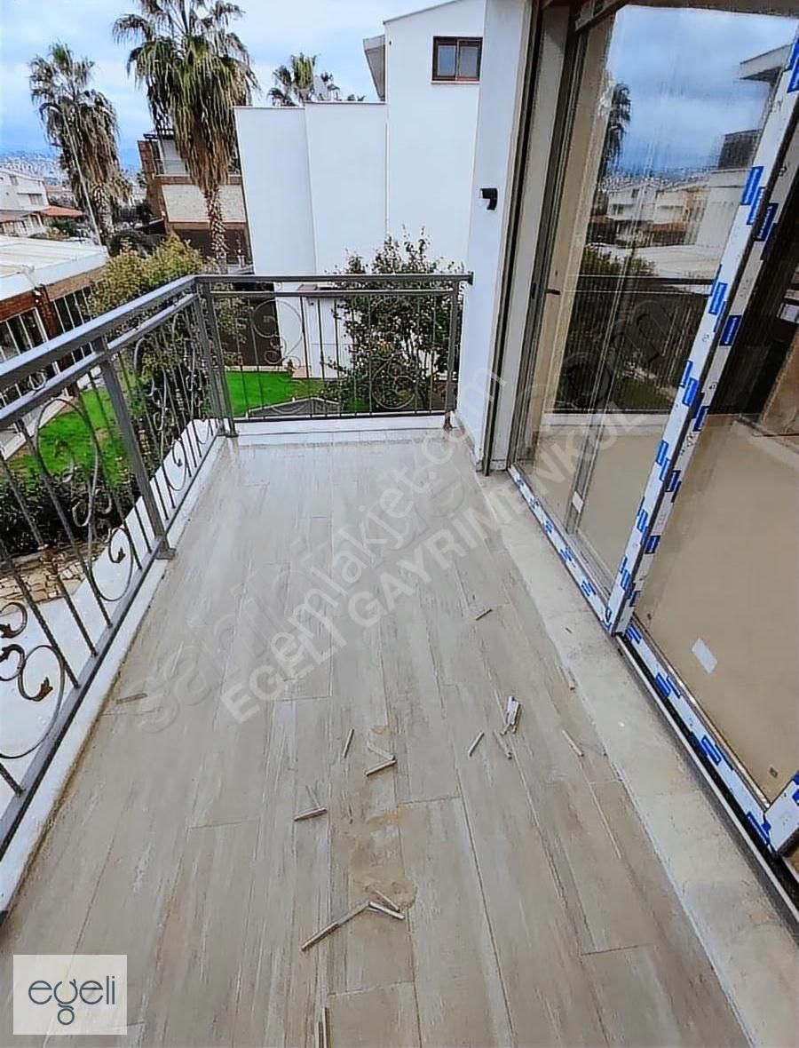 ''davutlar Sahilinde 560m2 Arsa İcinde Tam Müstakil Villa'' - Görsel 33