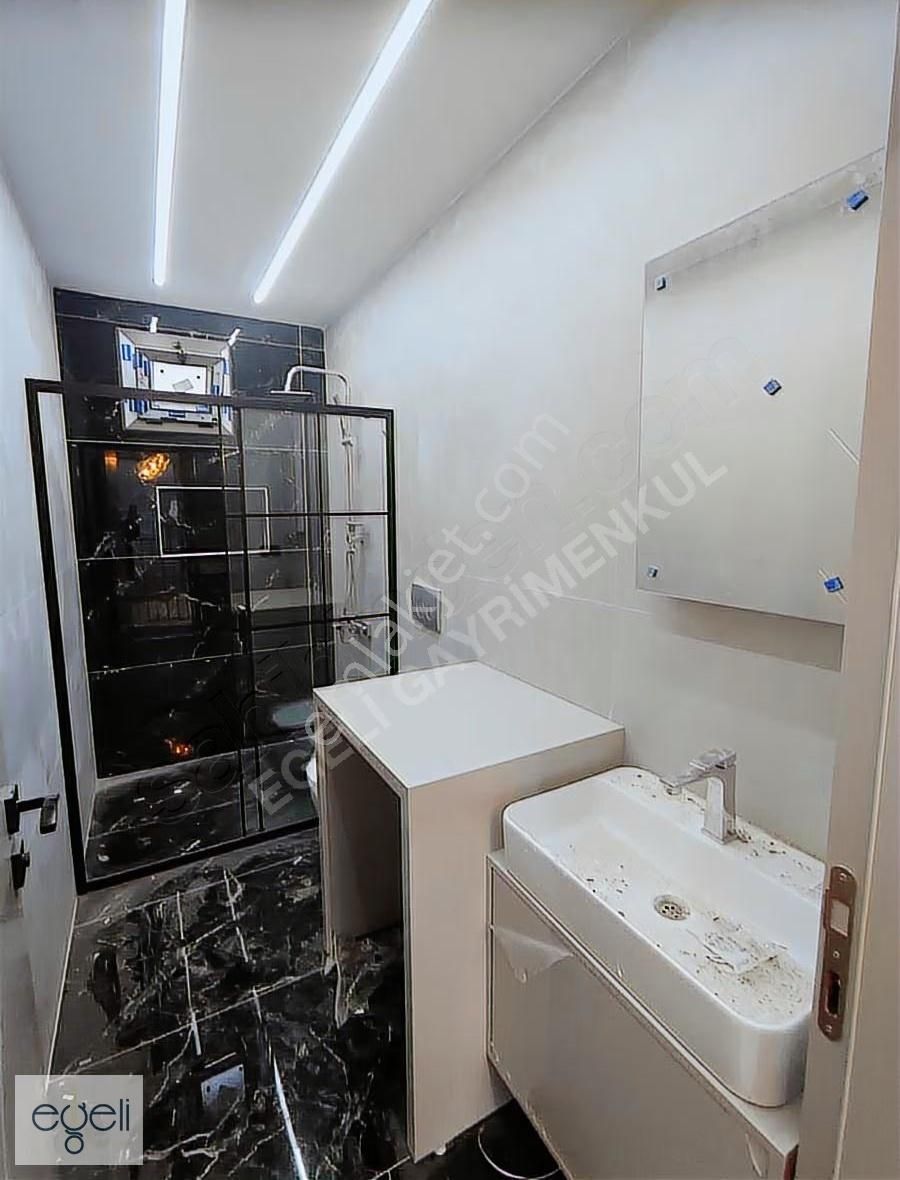 ''davutlar Sahilinde 560m2 Arsa İcinde Tam Müstakil Villa'' - Görsel 25