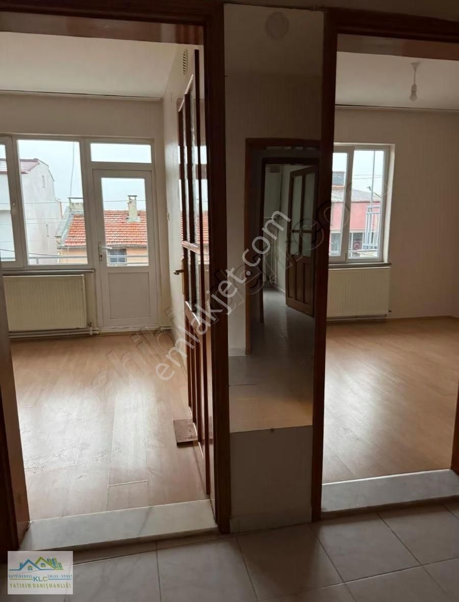 Klc Den 1.sakarya Mahallesinde 2. Kat Doğalgazlı 3+1 90 M² Daire - Görsel 2