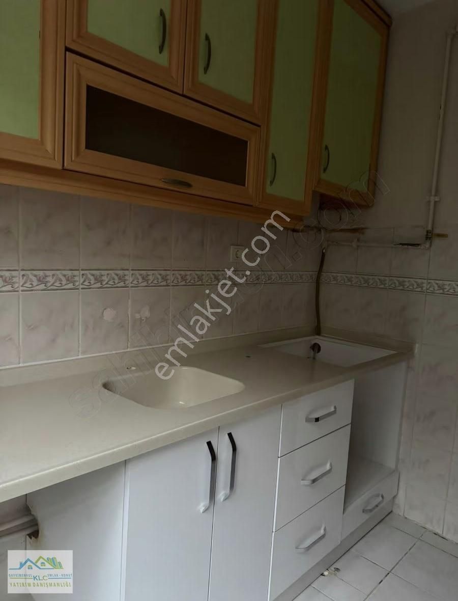 Klc Den 1.sakarya Mahallesinde 2. Kat Doğalgazlı 3+1 90 M² Daire