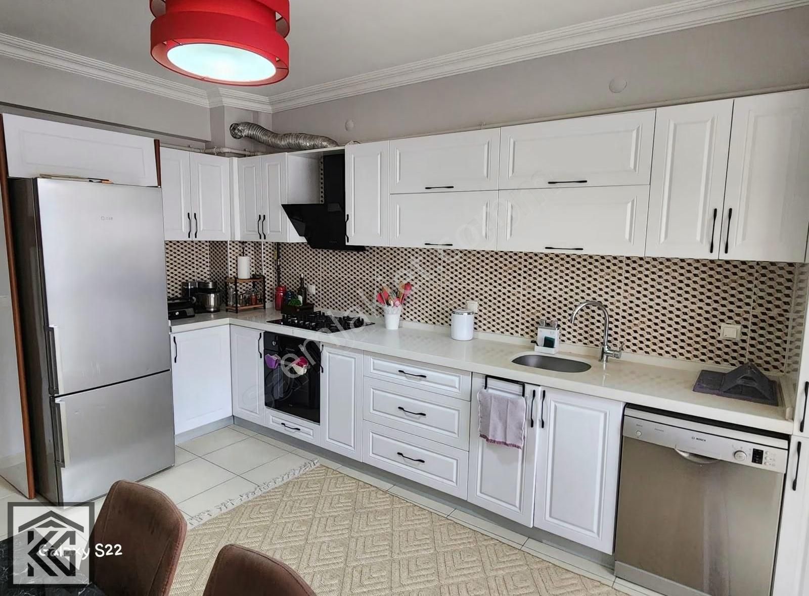 Kocalardan Fetih Caddesi Üstü Arakat Çok Geniş Cam Balkonlu 3+1 - Görsel 16