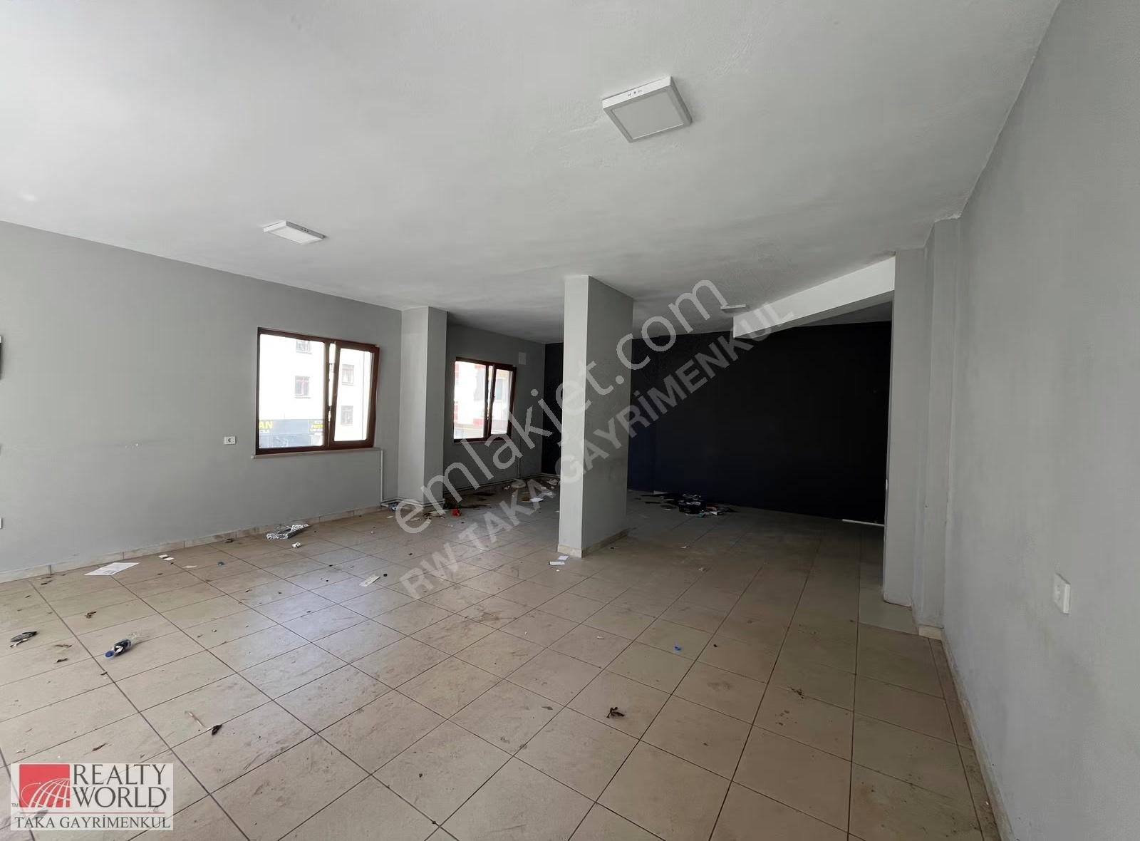 İşlek Lokasyonda,hazır Durumda Masrafsız Kiralık Dükkan - Görsel 12