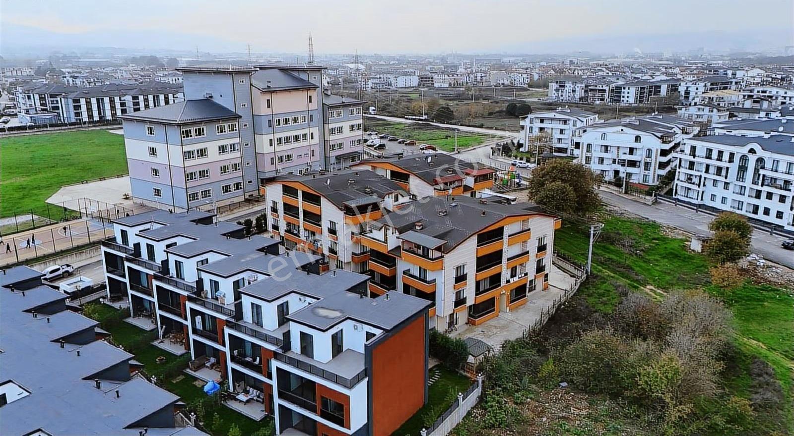 Kartepe Fsm'de Site İçerisinde Geniş 3+1 Arakat Daire - Görsel 5