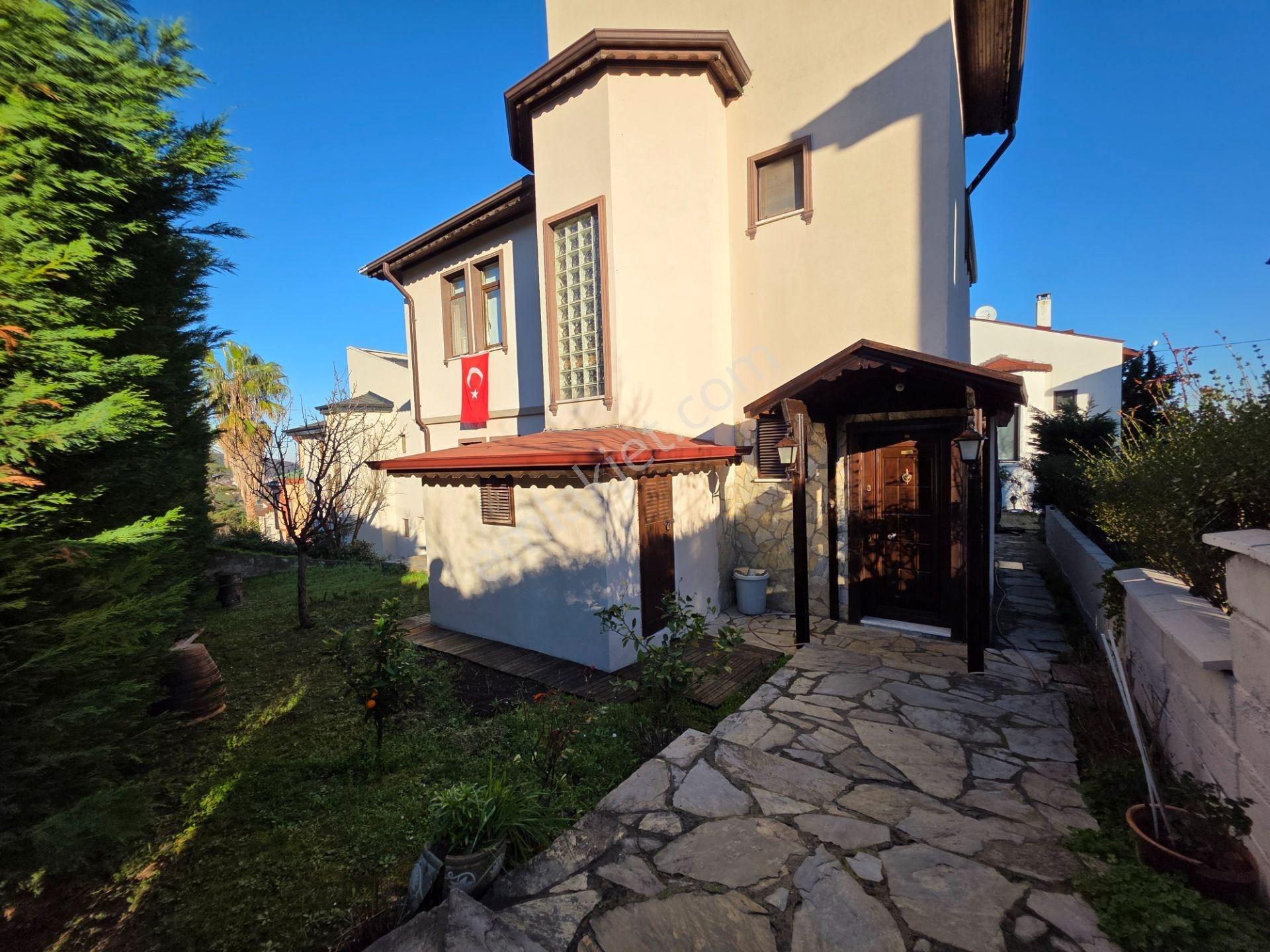 Altın Emlak'tan Vadikent'te Deniz Manzaralı,havuzlu 4+1 Villa - Görsel 6