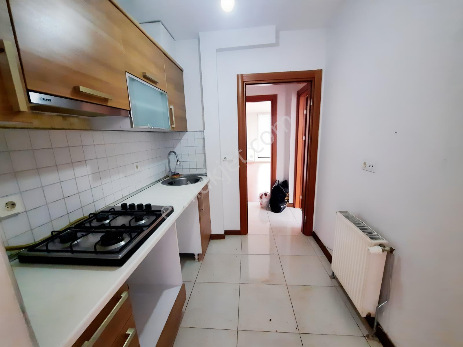 Taşdelen Merkezde Siteiçi 1+1 Girişkat 90m2 Geniş Balkonlu Daire - Görsel 22