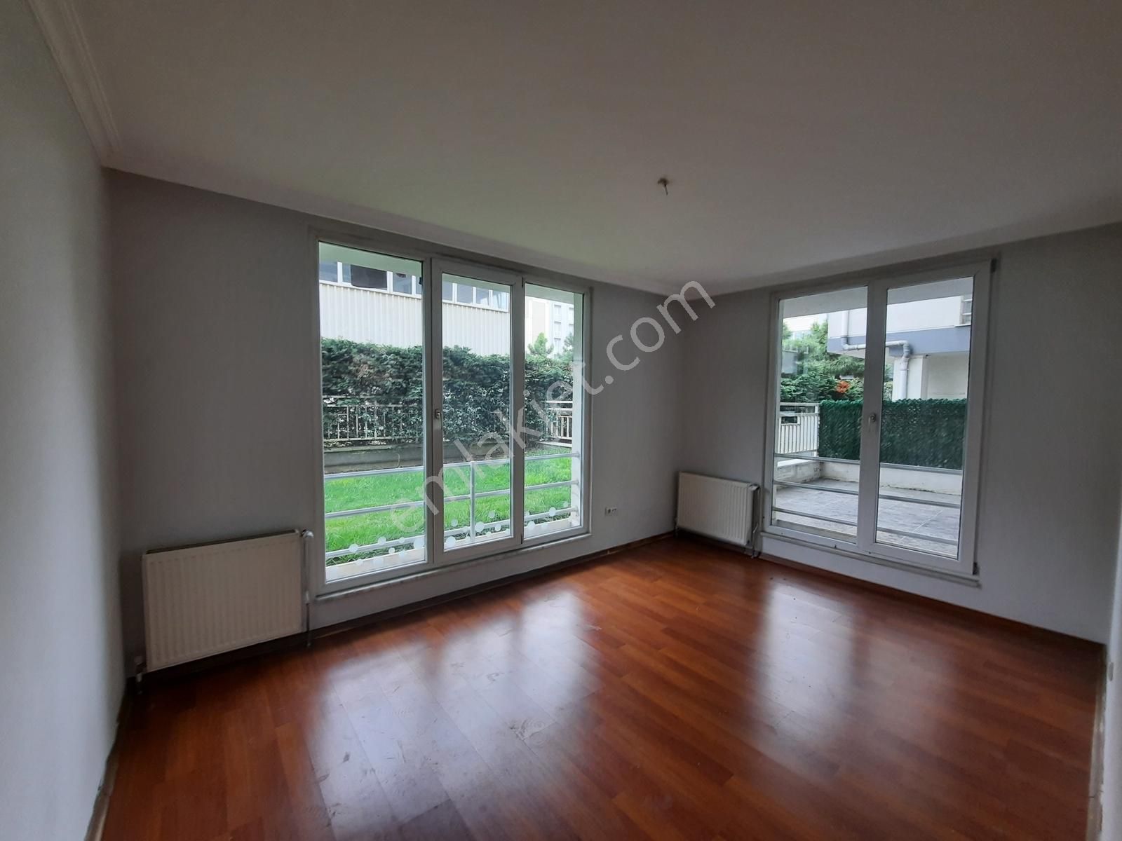 Taşdelen Merkezde Siteiçi 1+1 Girişkat 90m2 Geniş Balkonlu Daire - Görsel 10