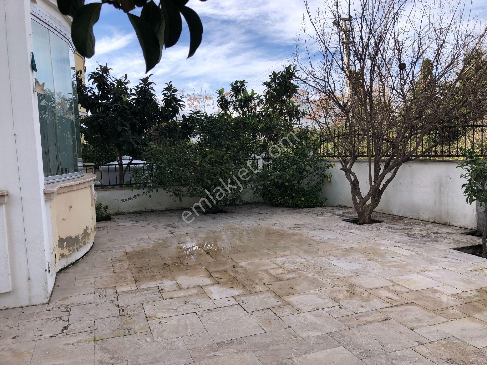 Bodrum Turgutreis Merkezde Satılık 3+2 Müstakil Villa - Görsel 3