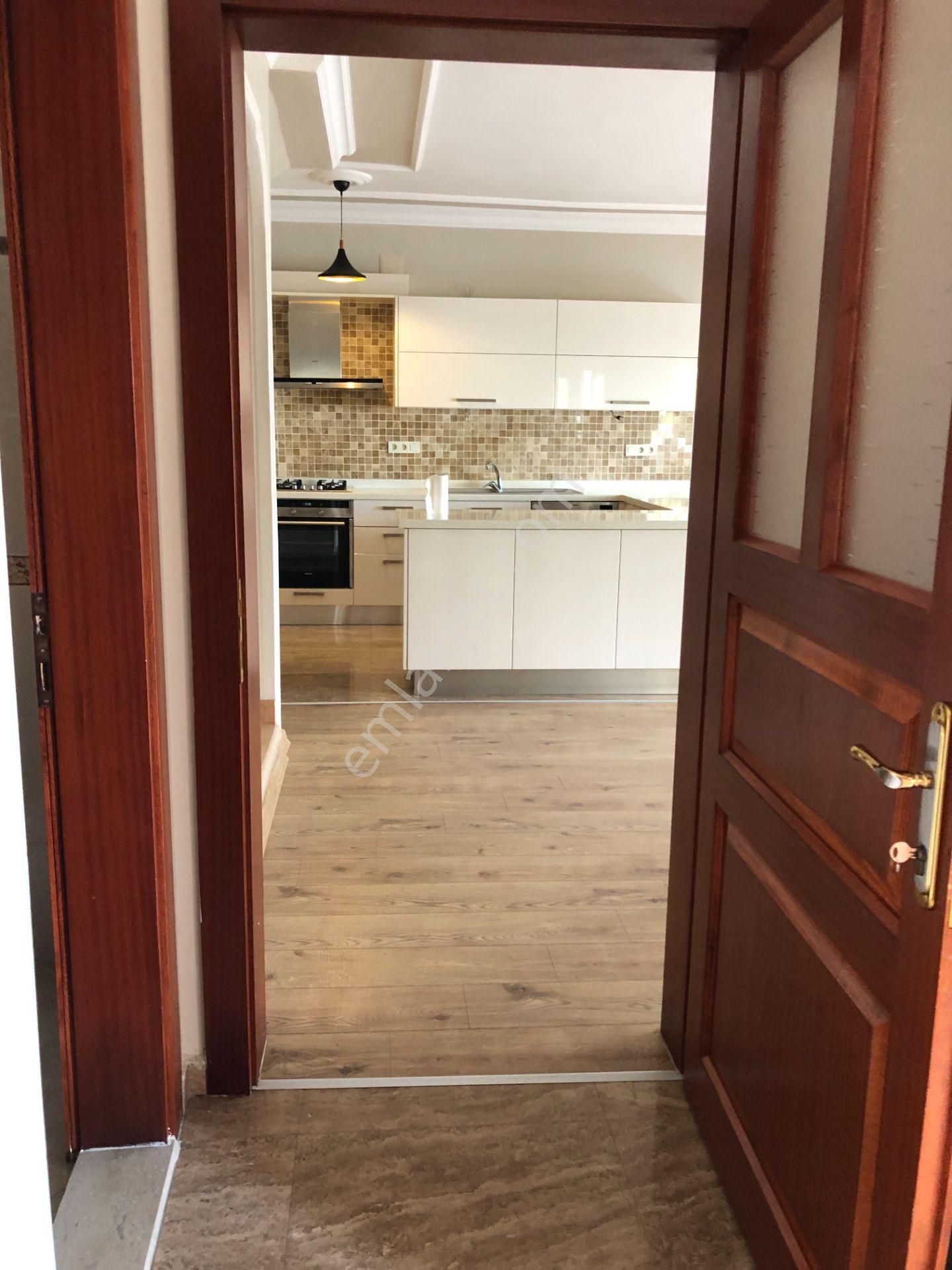 Bodrum Turgutreis Merkezde Satılık 3+2 Müstakil Villa - Görsel 5