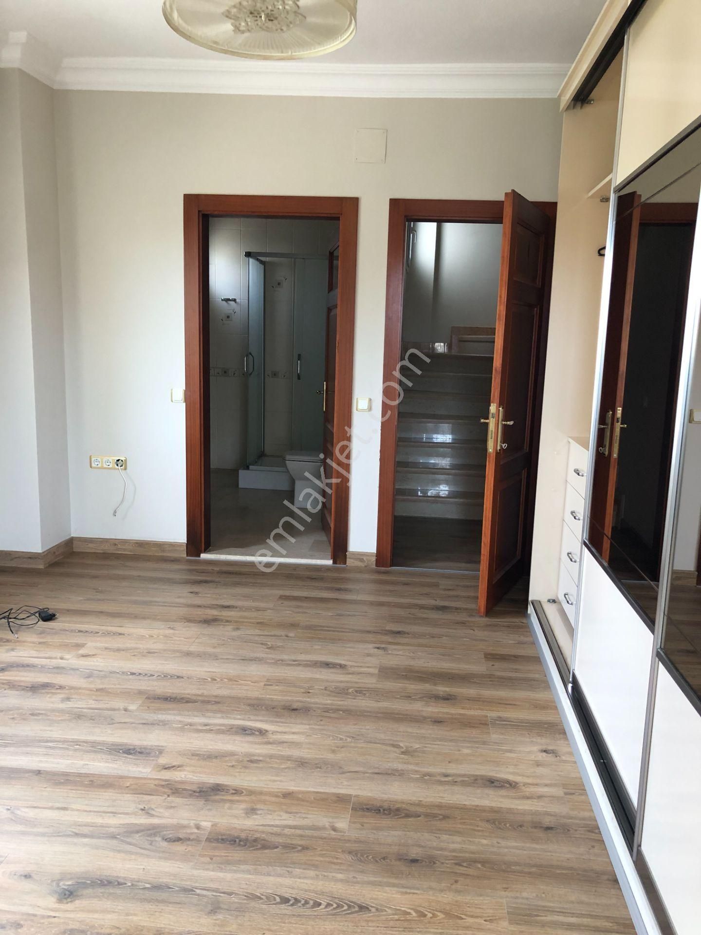 Bodrum Turgutreis Merkezde Satılık 3+2 Müstakil Villa - Görsel 21