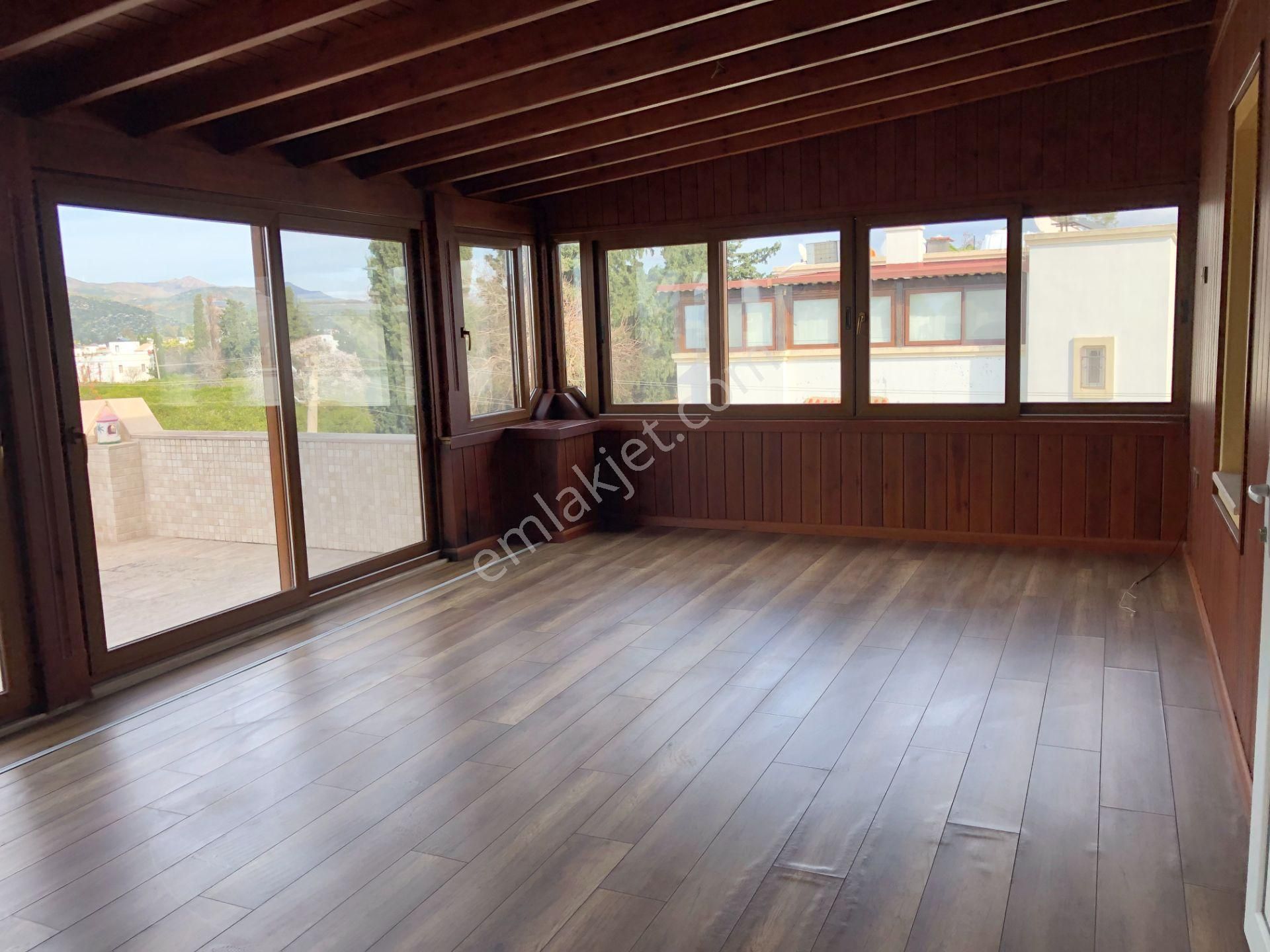 Bodrum Turgutreis Merkezde Satılık 3+2 Müstakil Villa - Görsel 32