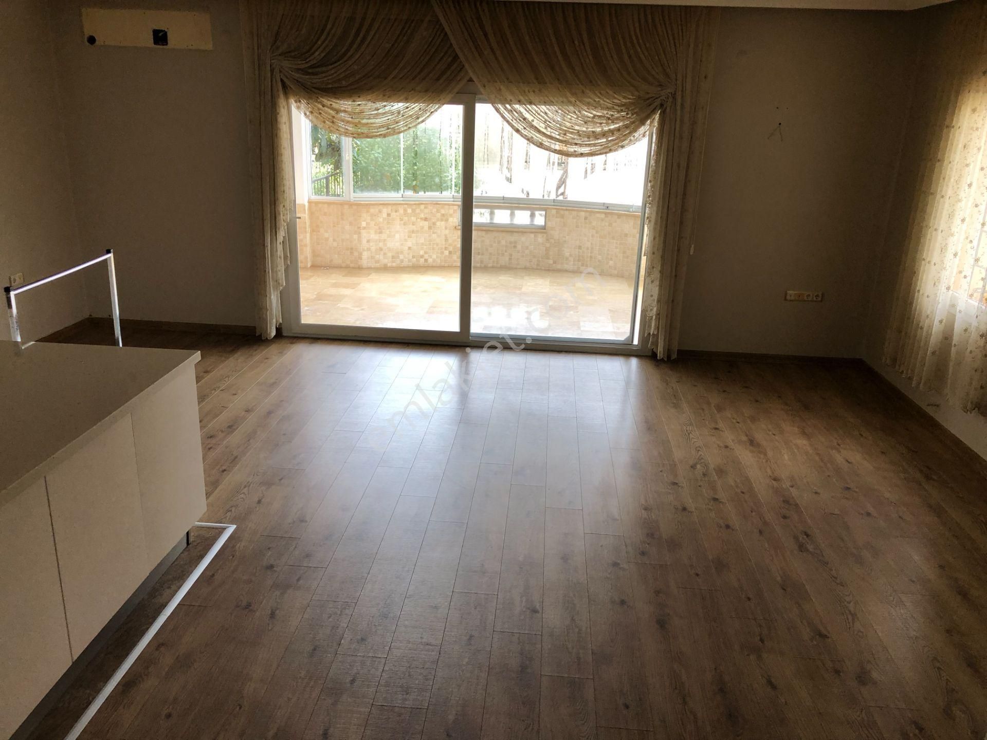 Bodrum Turgutreis Merkezde Satılık 3+2 Müstakil Villa - Görsel 35