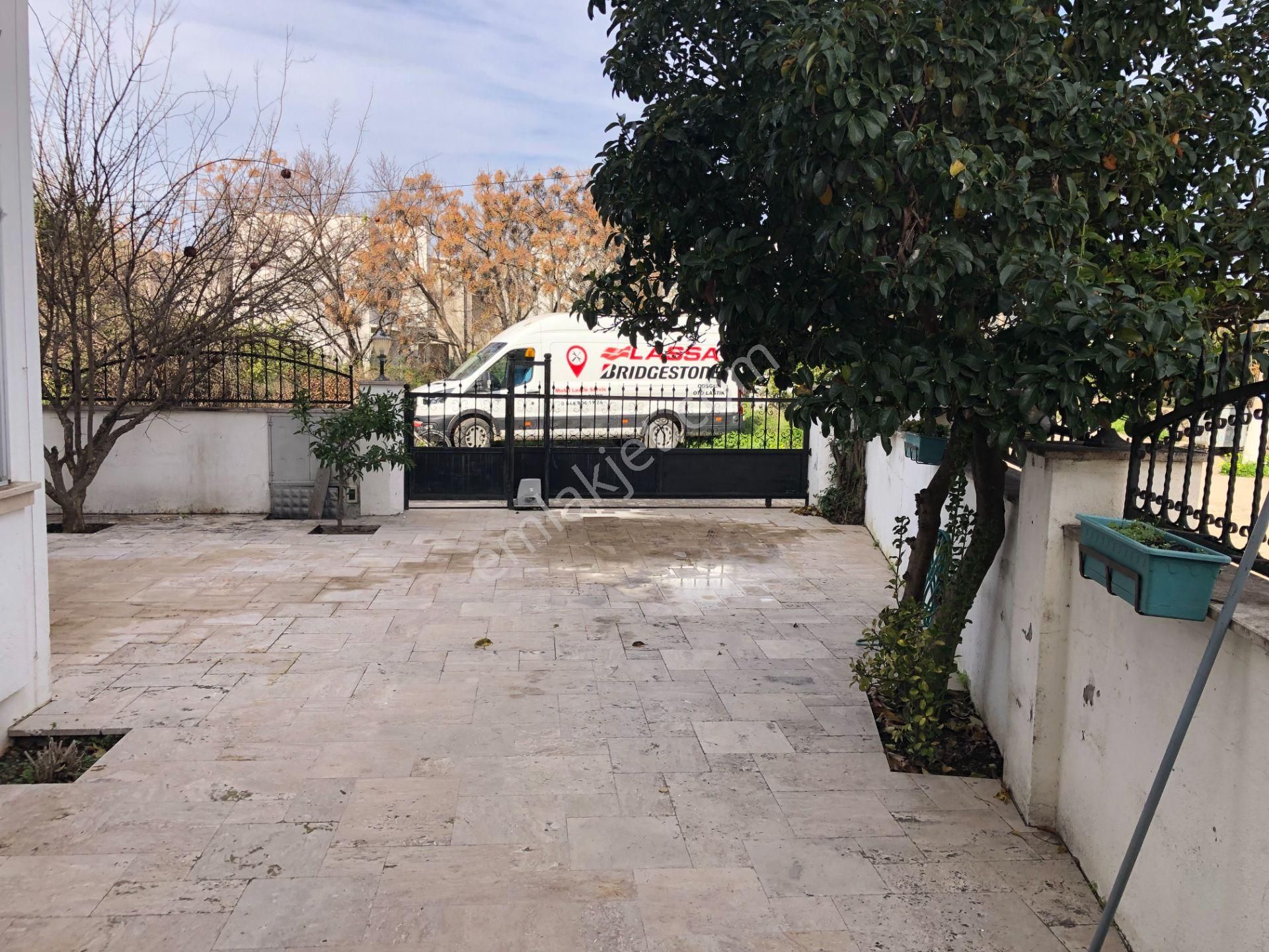 Bodrum Turgutreis Merkezde Satılık 3+2 Müstakil Villa - Görsel 4