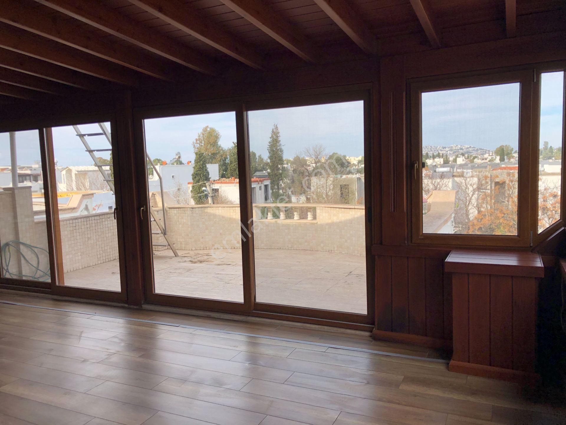 Bodrum Turgutreis Merkezde Satılık 3+2 Müstakil Villa - Görsel 29