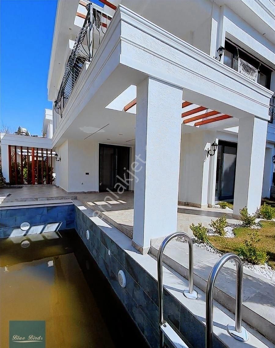 Kuşadası Satılık Konsept 4+1 Özel Havuzlu Mustakil Villa - Görsel 26