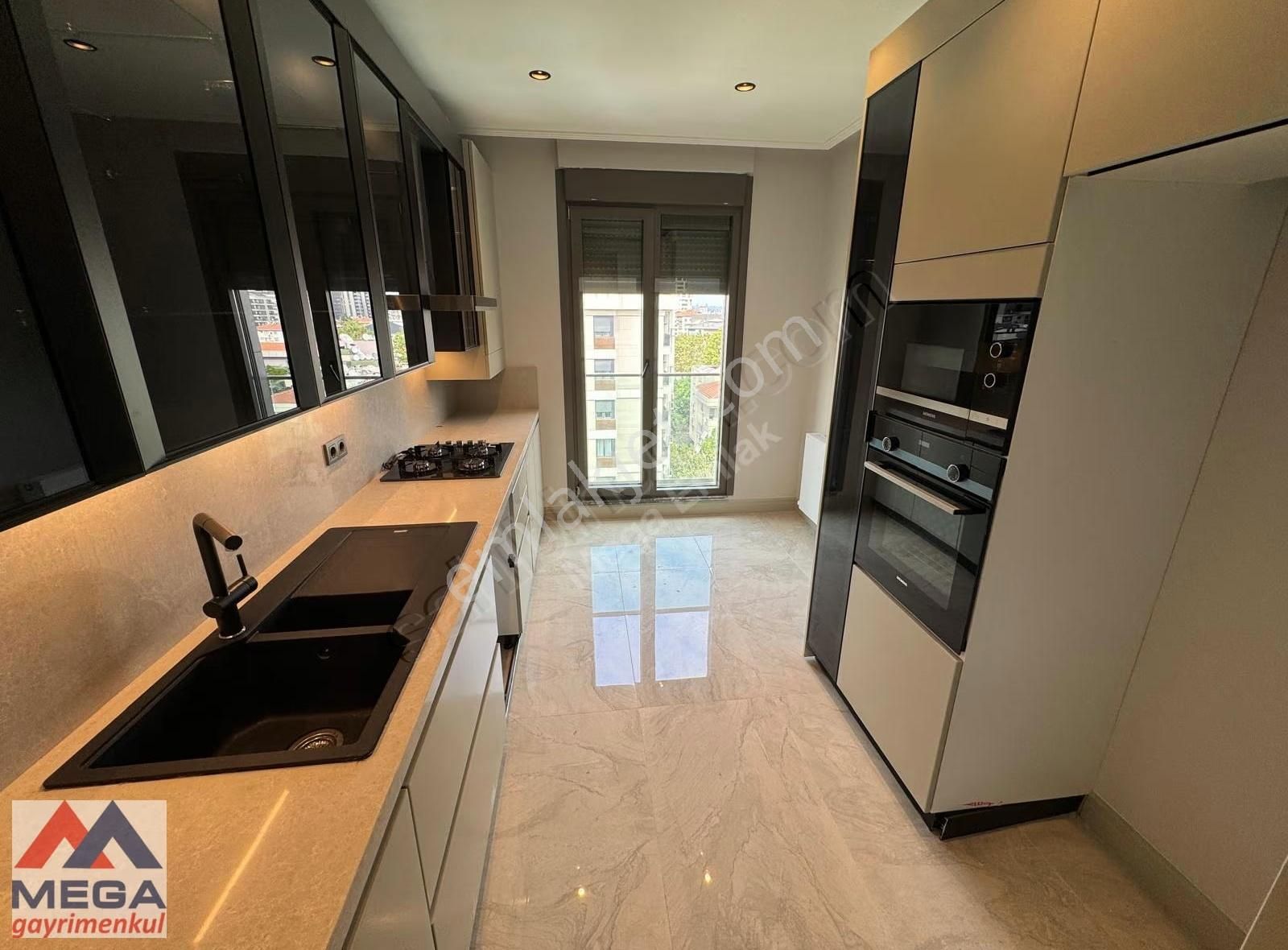 Fenerbahçe Bağdat Cadesine 3.binada Satılık 3+1 Daire - Görsel 12