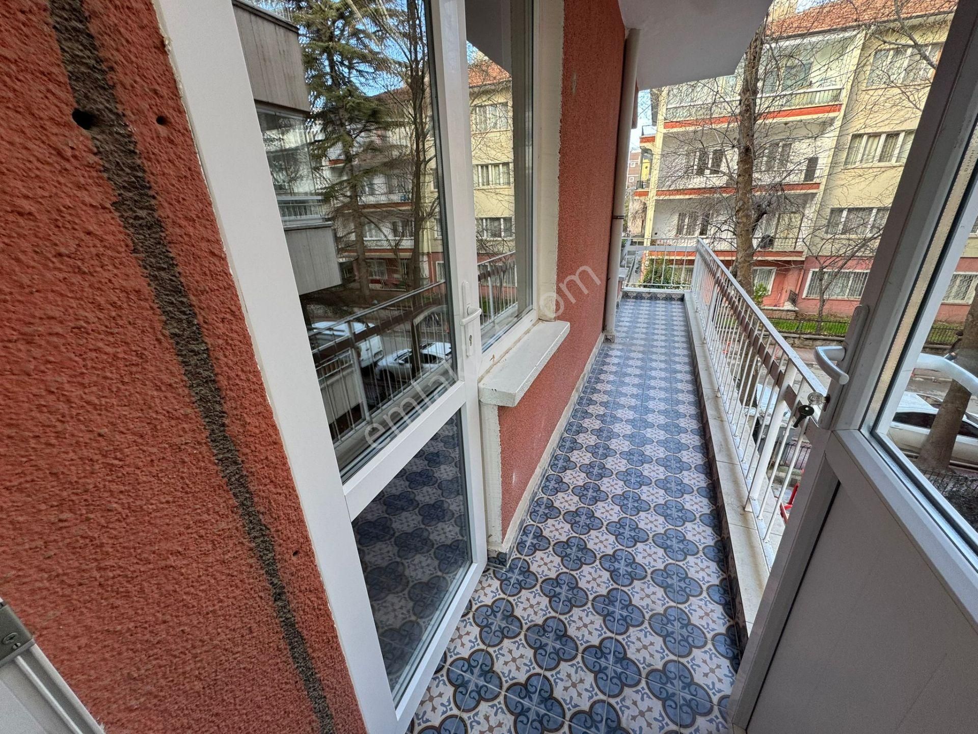 Ayrancı Meneviş Sokakta Otoparklı, Full Yapılı, Masrafsız 3+1 - Görsel 7