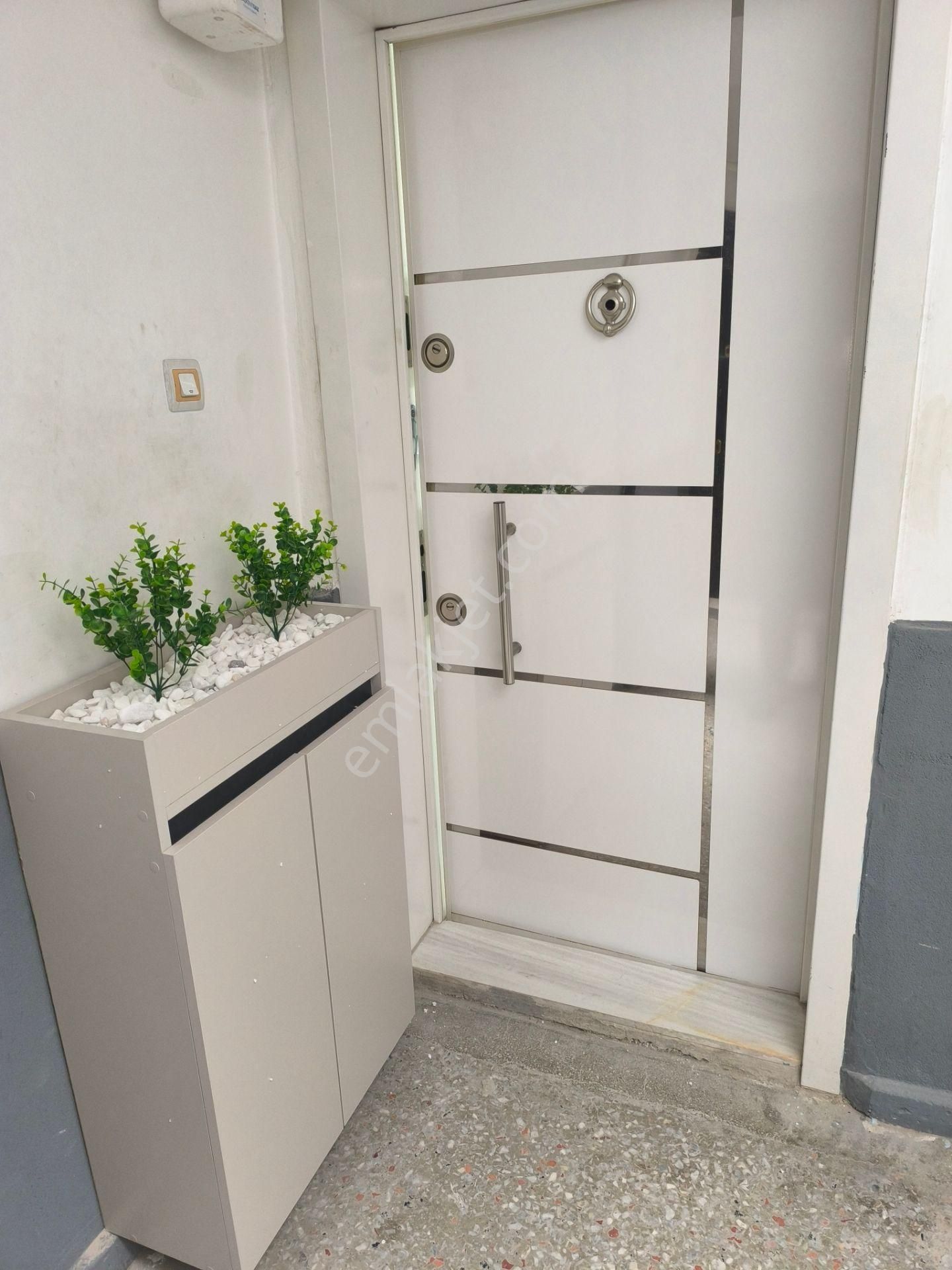 Anadolu'dan Maraşal Çakmak'ta 3+1 120m2 Kombili Orta Katta Full - Görsel 20