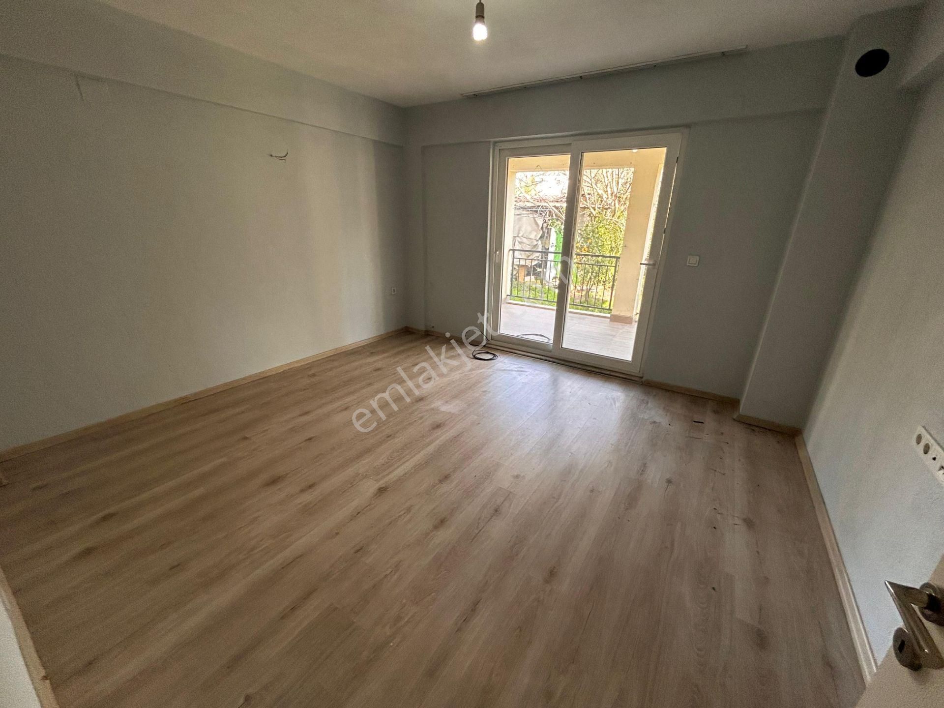 Tuana Emlak'tan Toparla'de Giriş Kat 2+1 Daire - Görsel 6