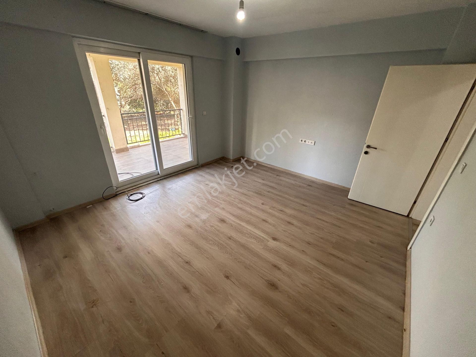 Tuana Emlak'tan Toparla'de Giriş Kat 2+1 Daire - Görsel 9